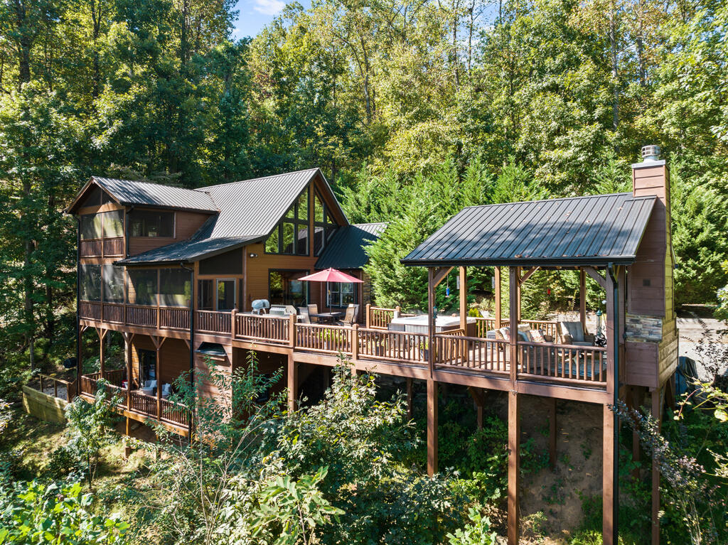 929 Overlook Drive