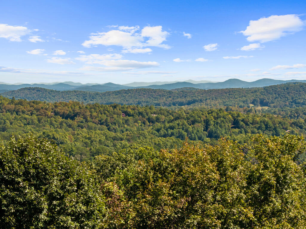 929 Overlook Drive