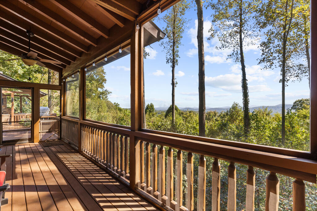 929 Overlook Drive