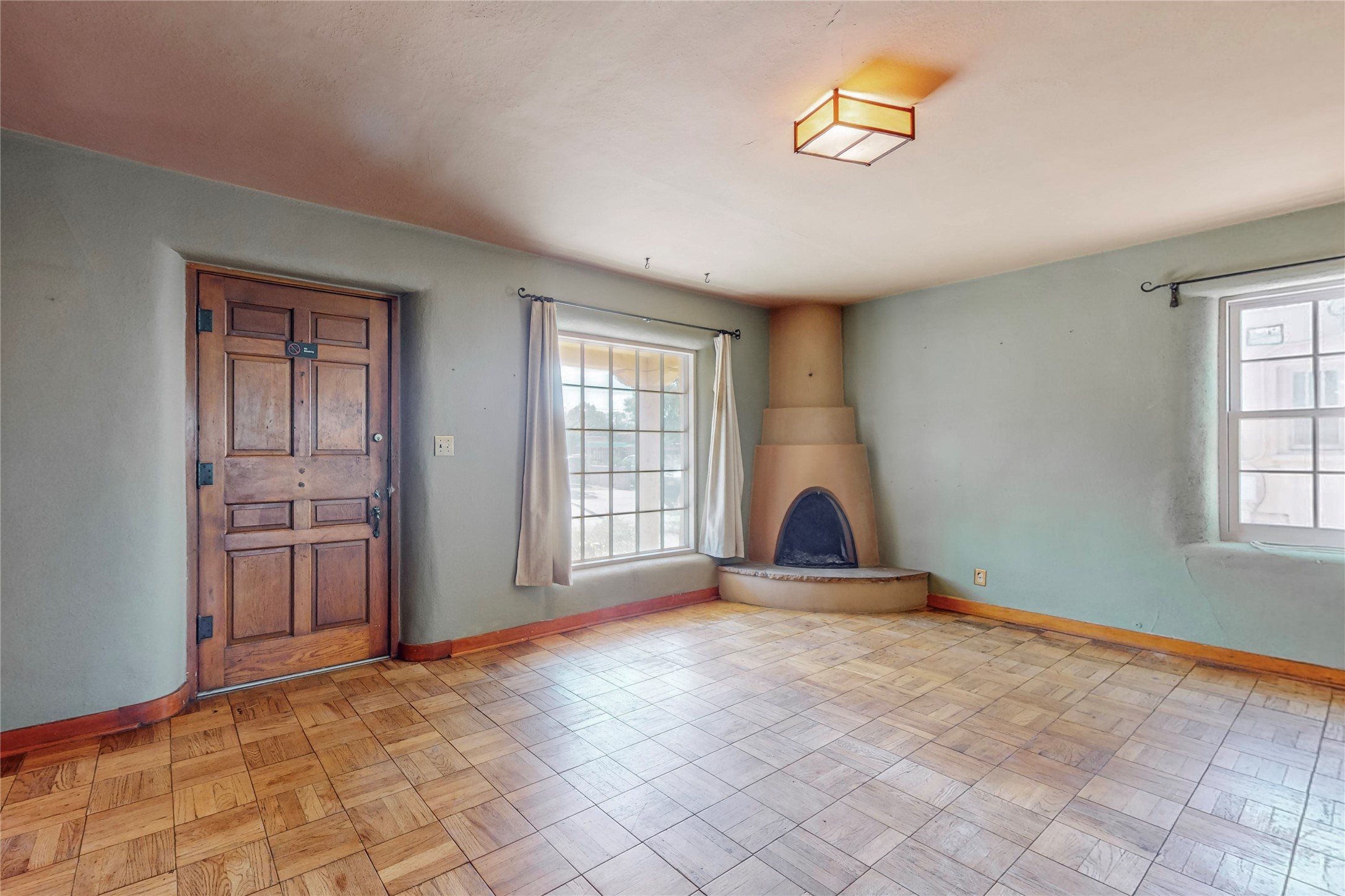 125 W Santa Fe Avenue