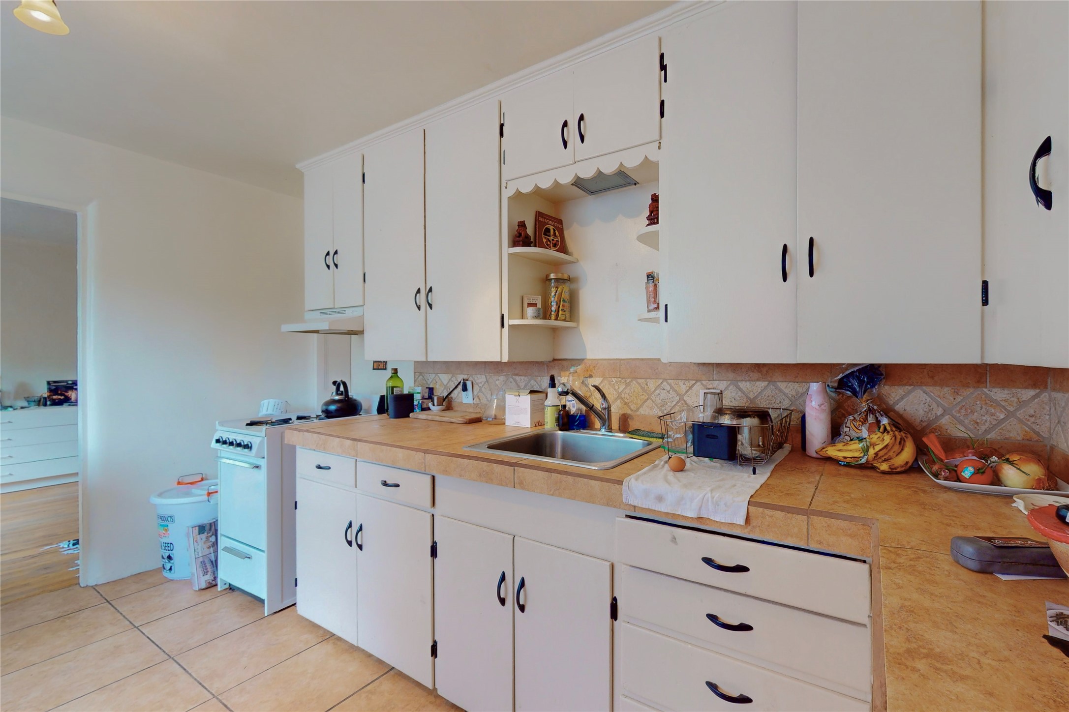 123 W Santa Fe Avenue