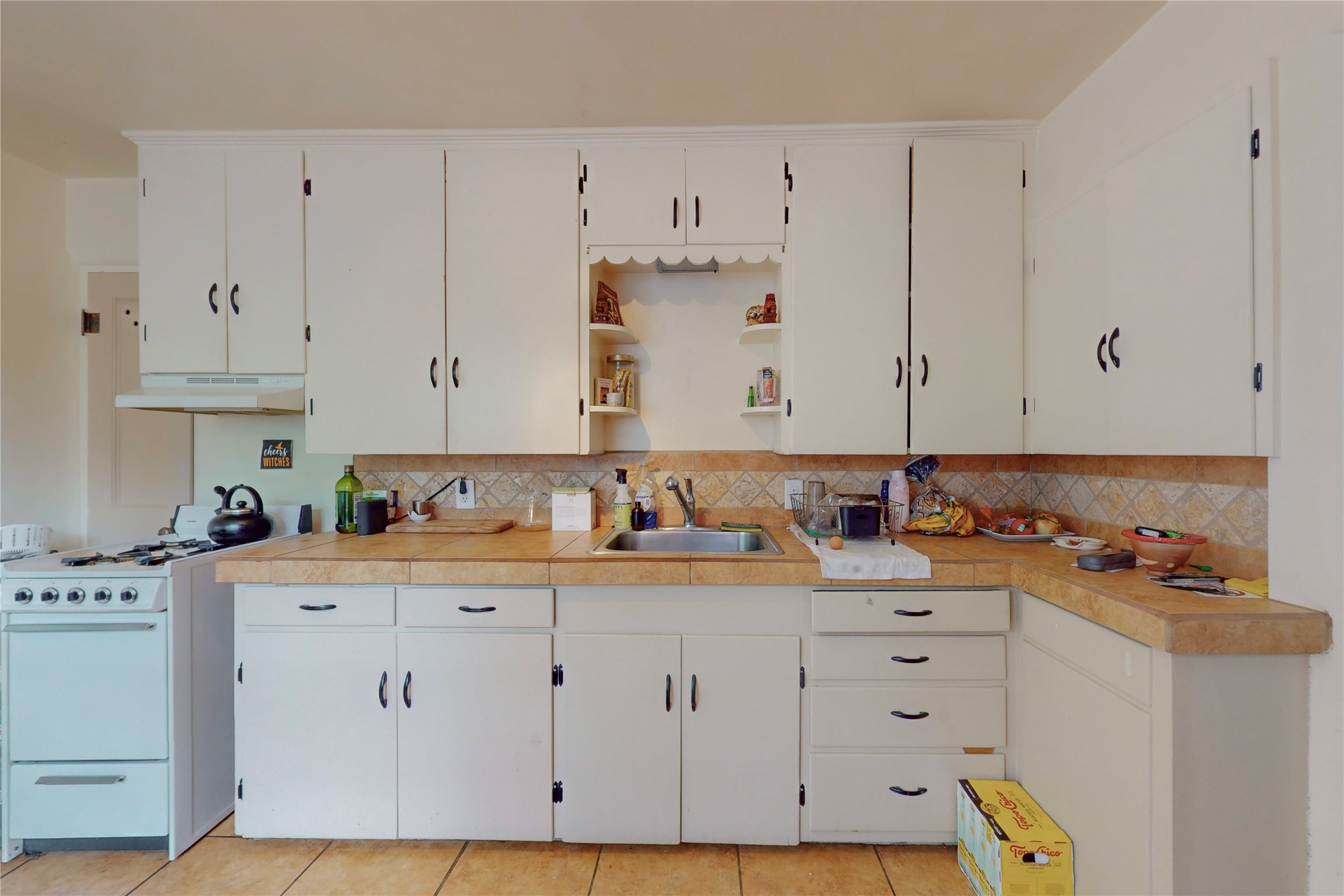 123 W Santa Fe Avenue