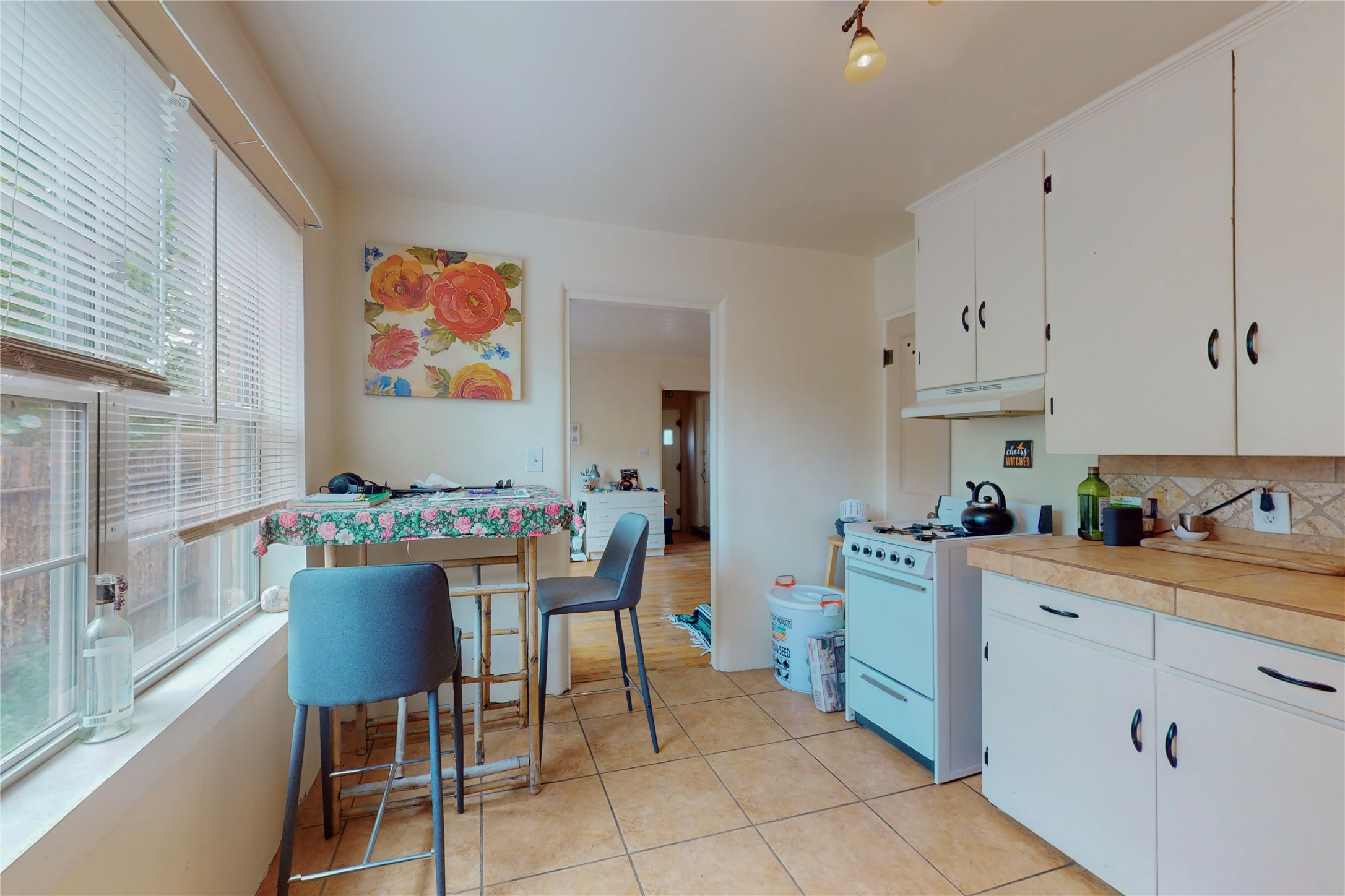 123 W Santa Fe Avenue