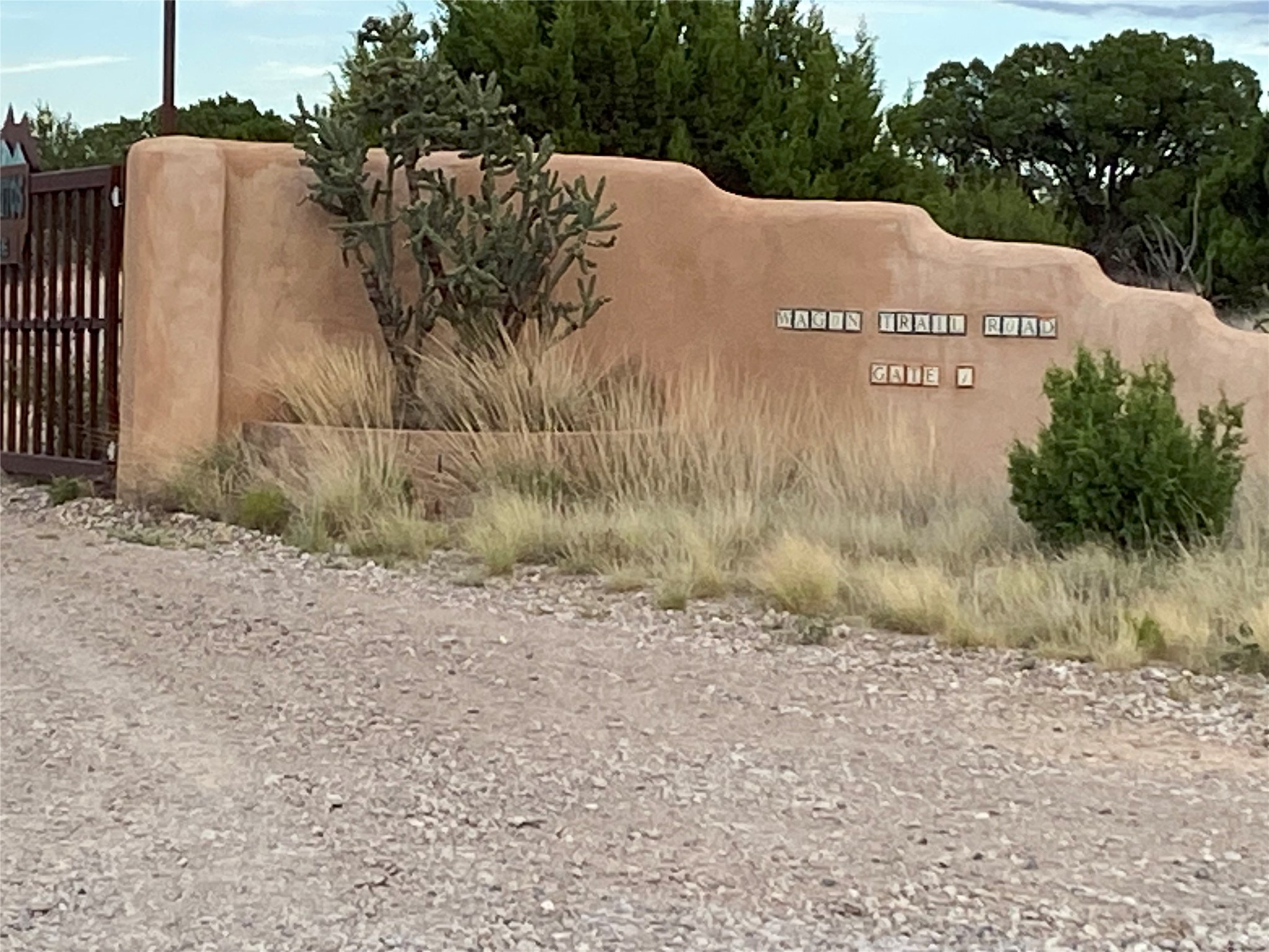 176 Wagon Trail