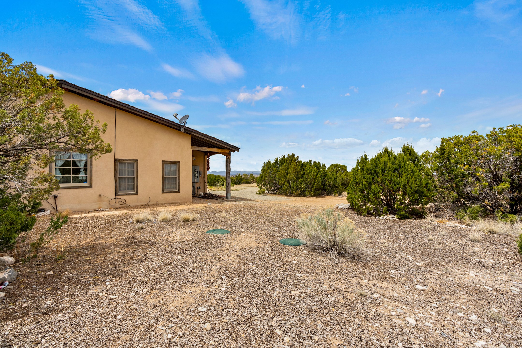 72 & 84 Silver Spur Trail