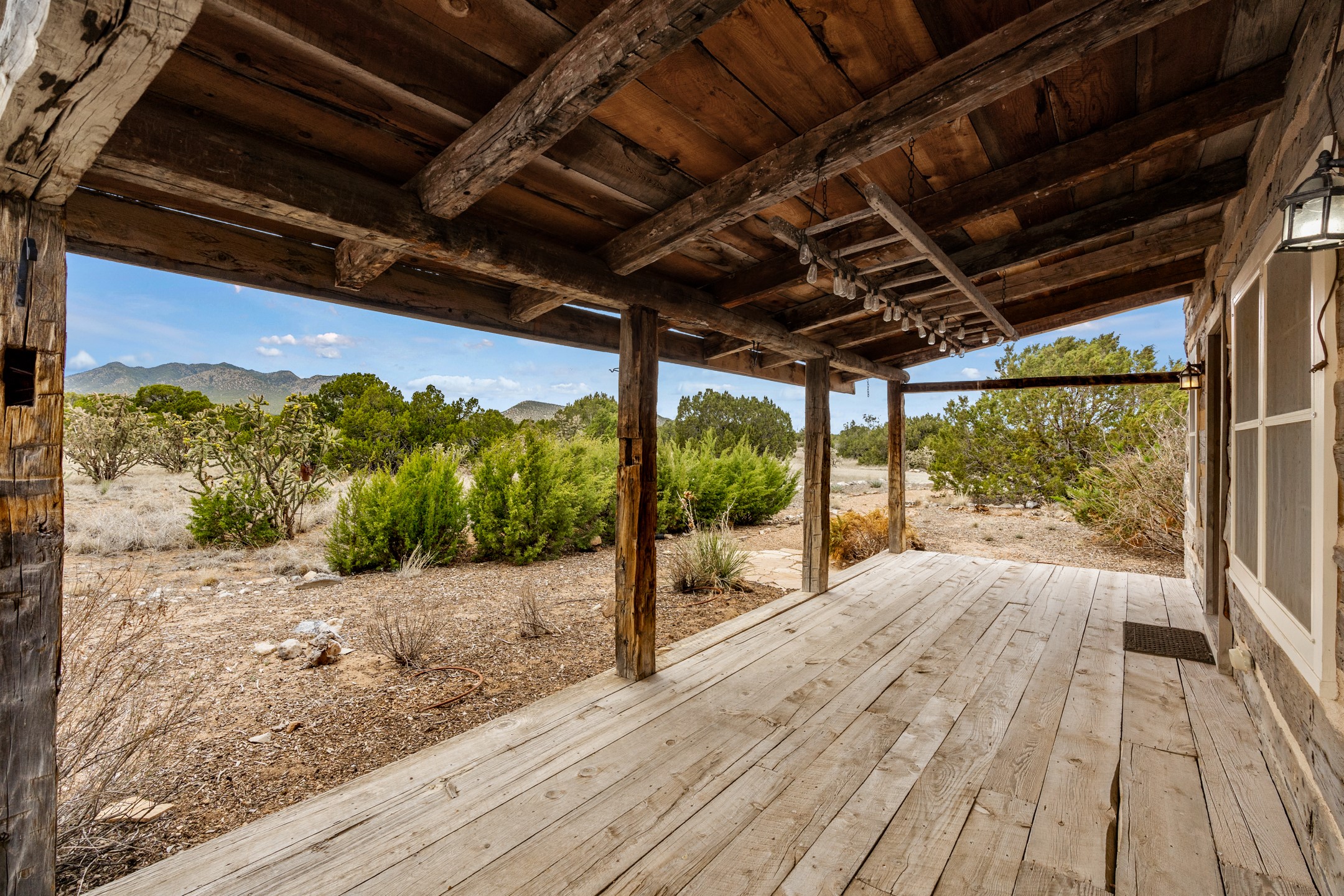 72 & 84 Silver Spur Trail