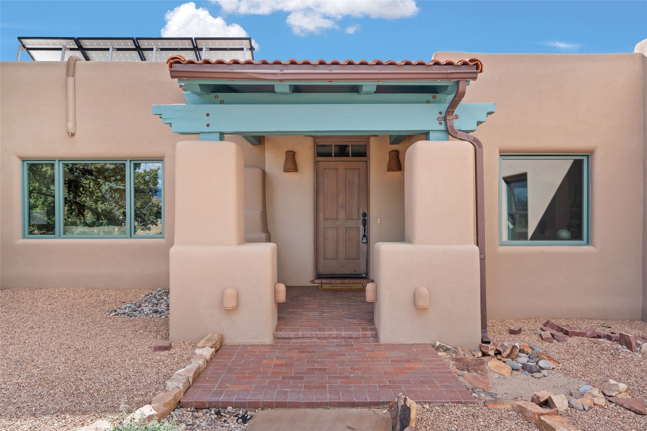 15 Camerada Road