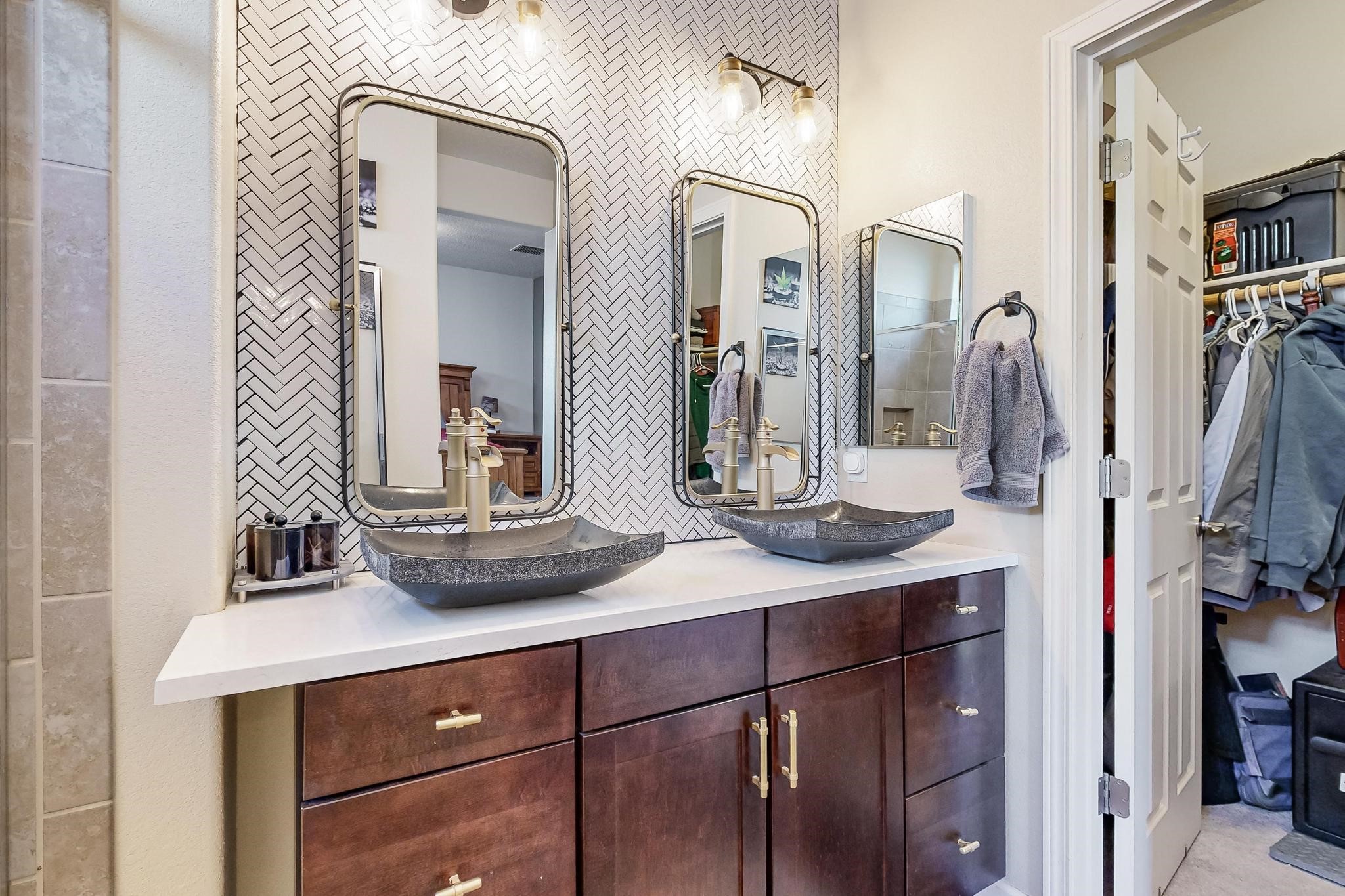 11 Avenida Vista Esquisita