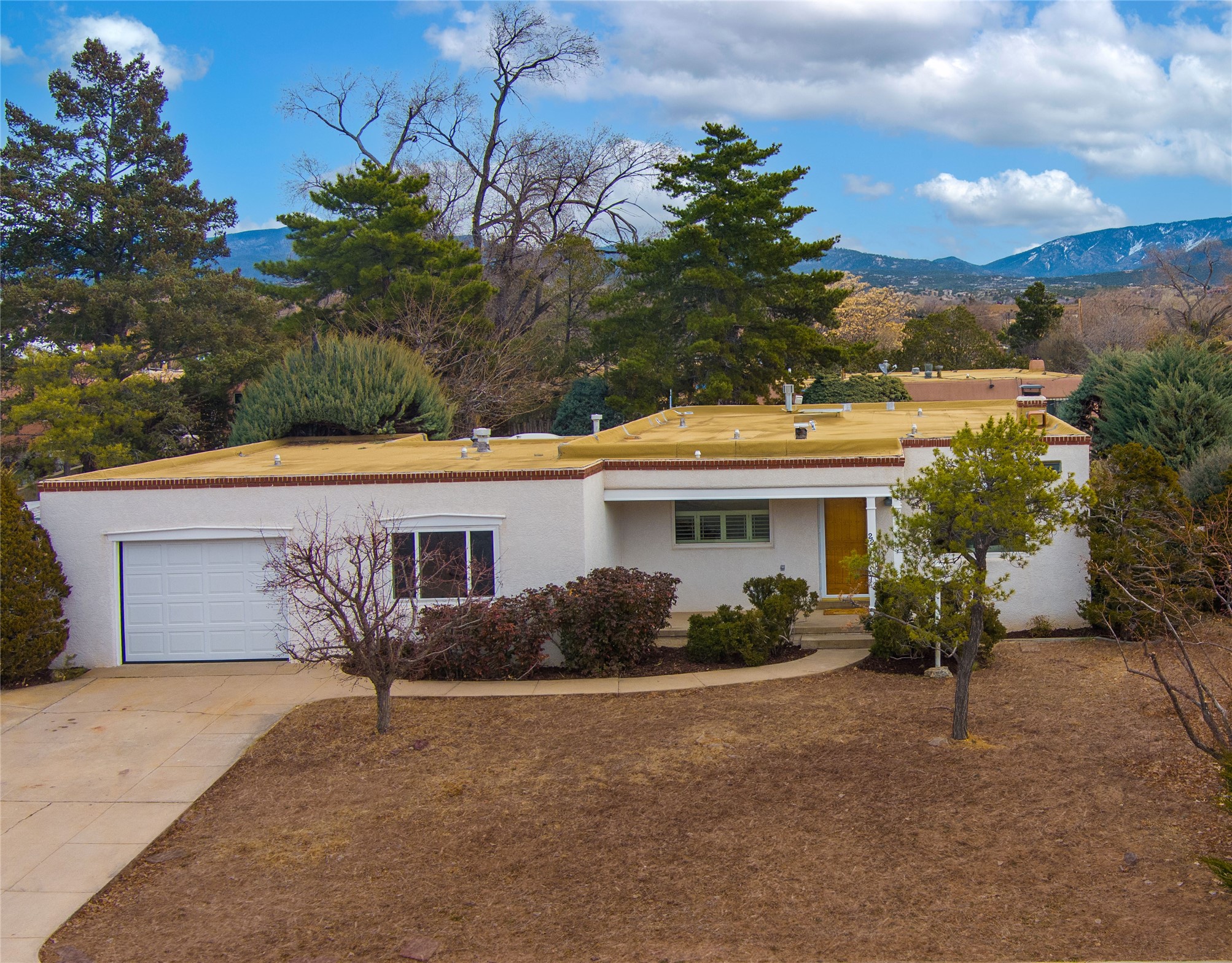 223 Sereno Drive