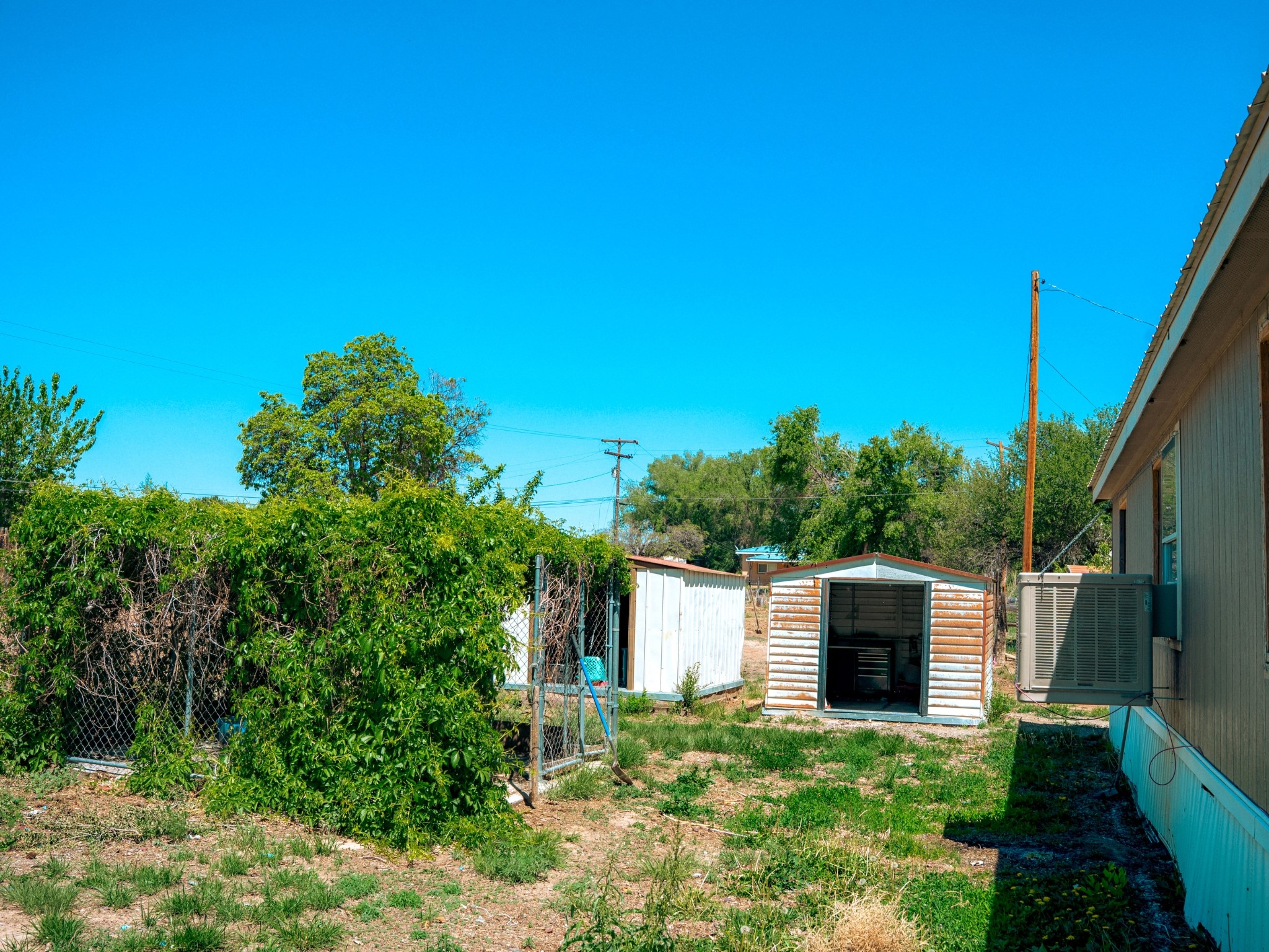 1023 Calle Flores