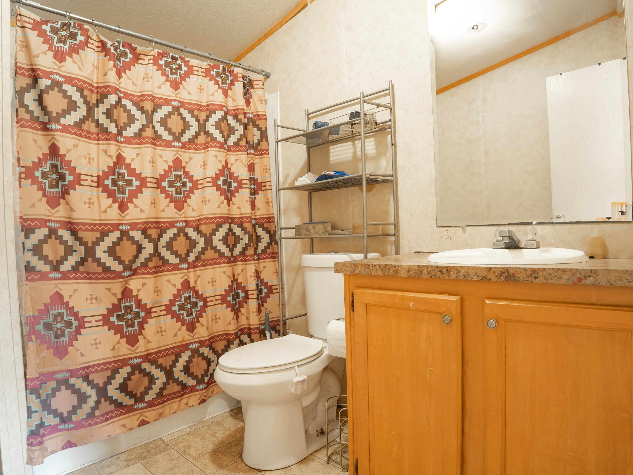 1023 Calle Flores
