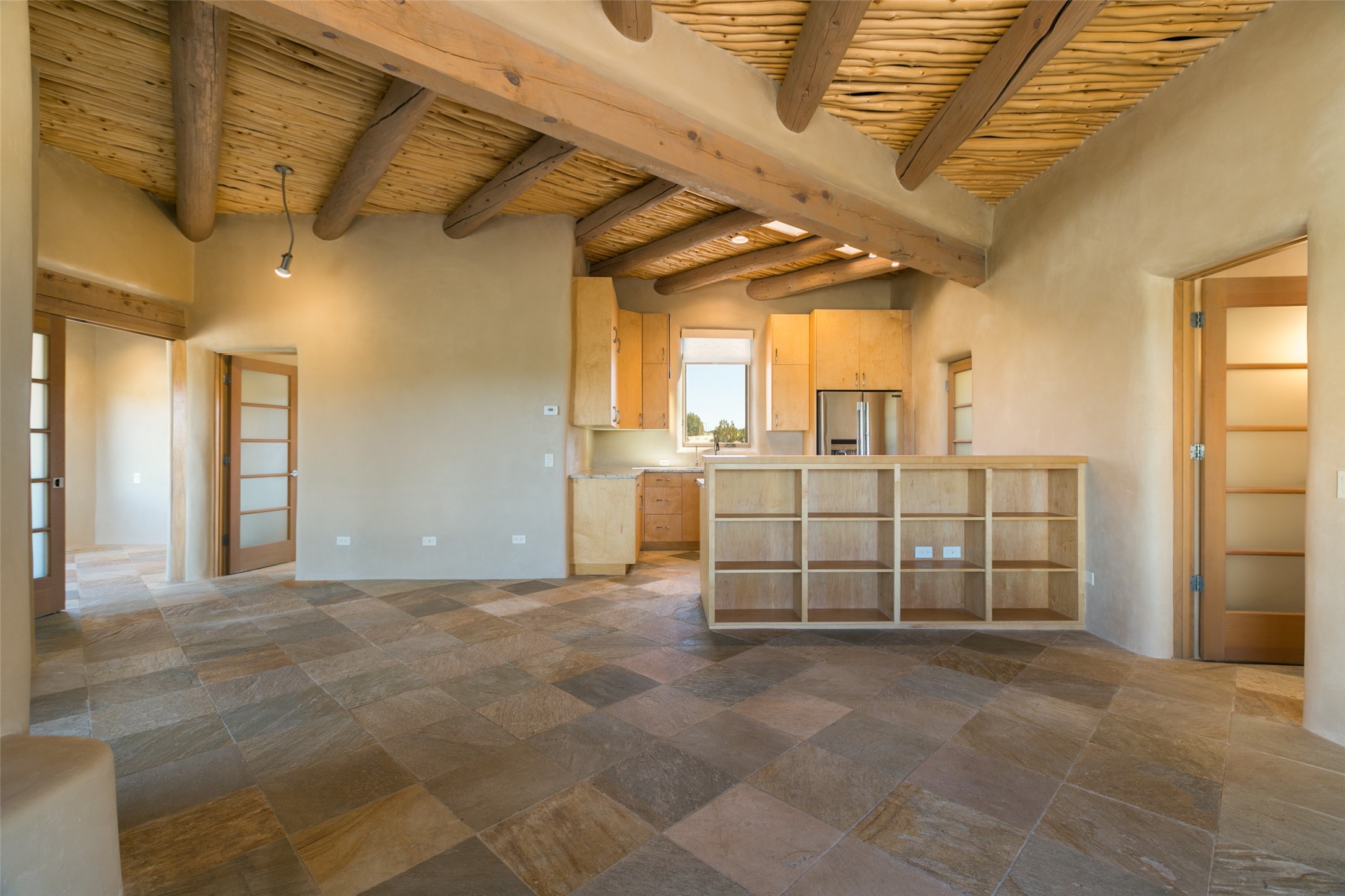 3 Camino Los Angelitos