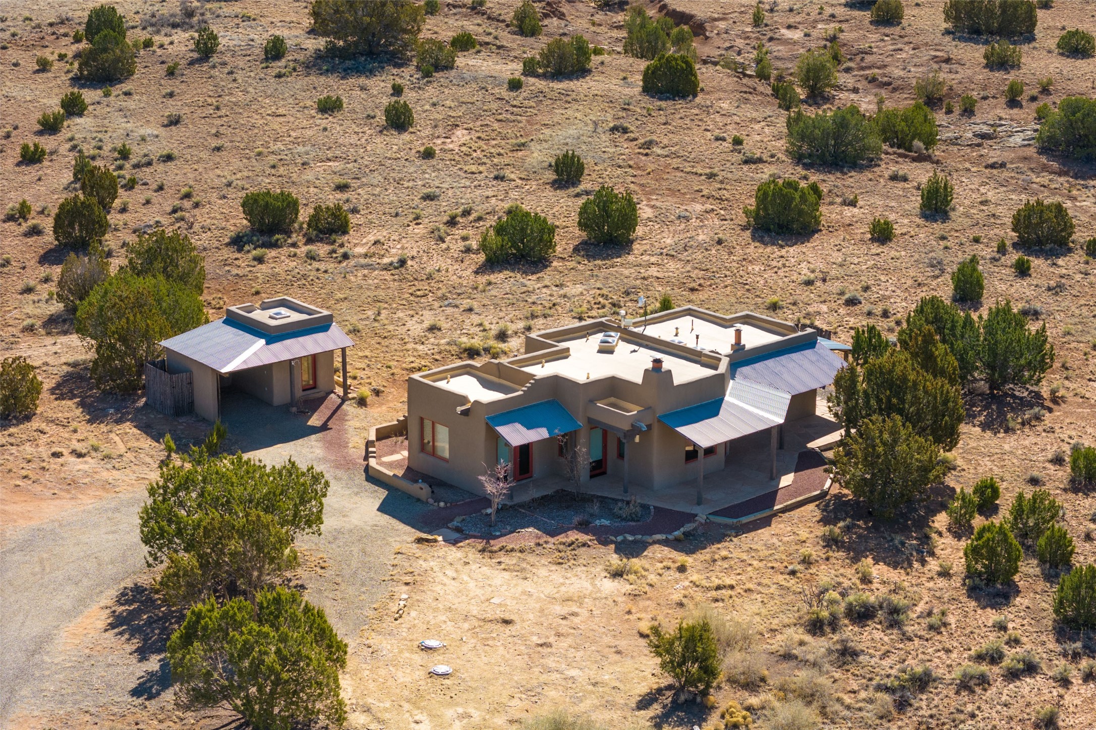 3 Camino Los Angelitos