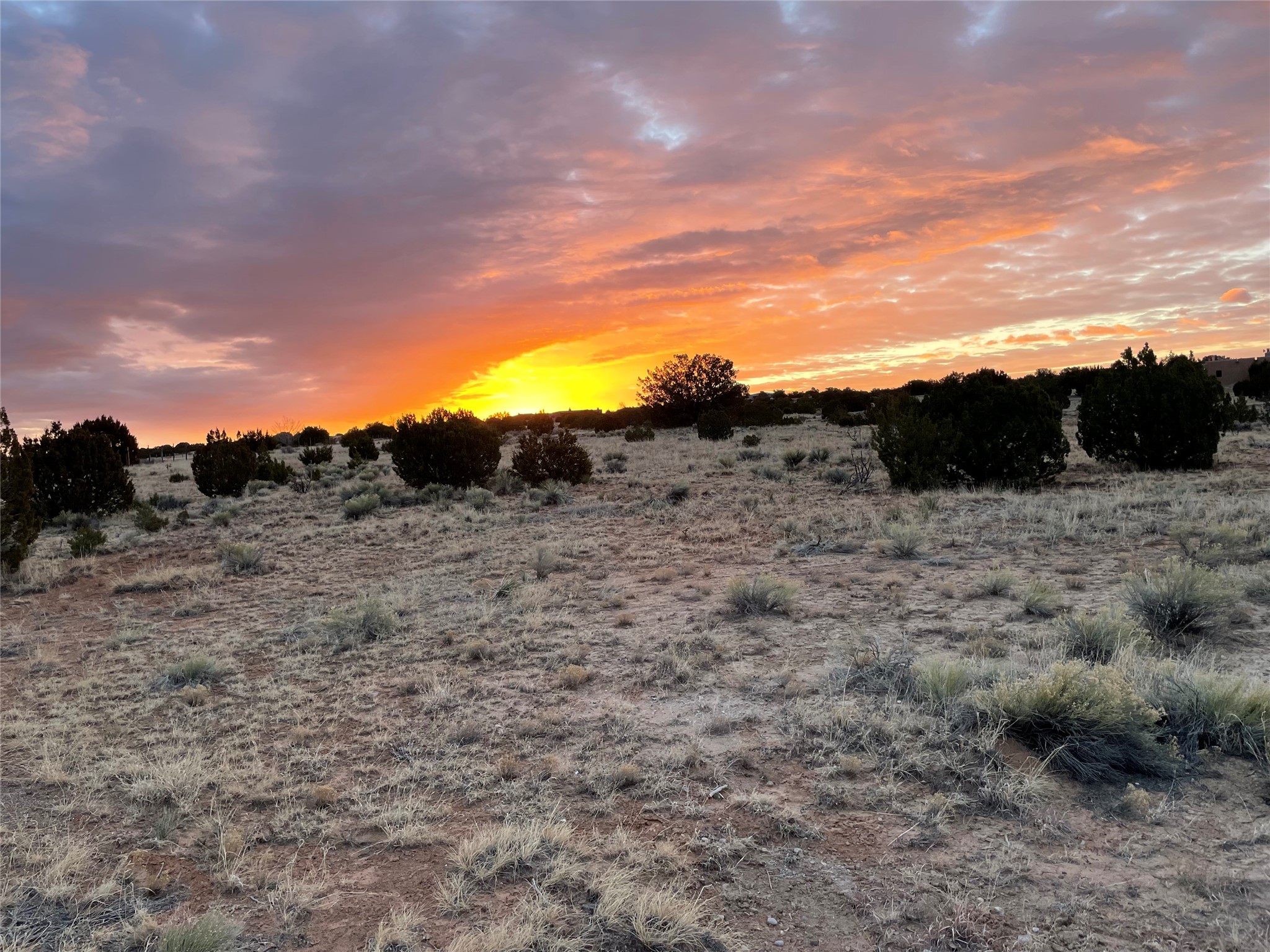 3 Camino Los Angelitos
