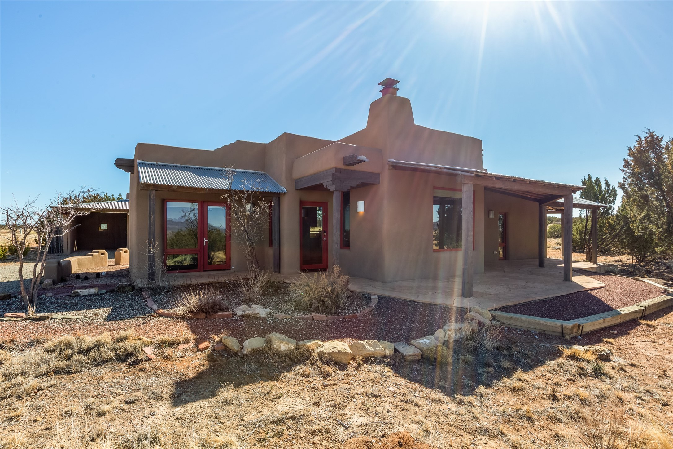 3 Camino Los Angelitos