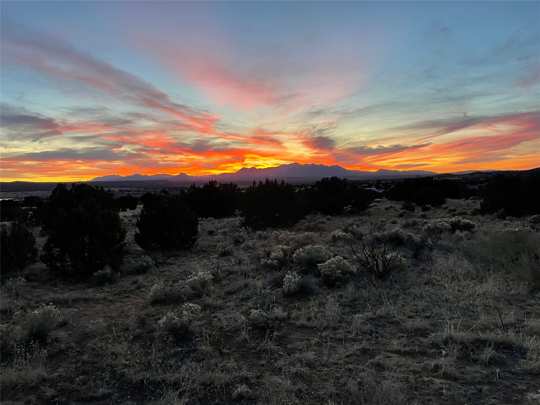3 Camino Los Angelitos