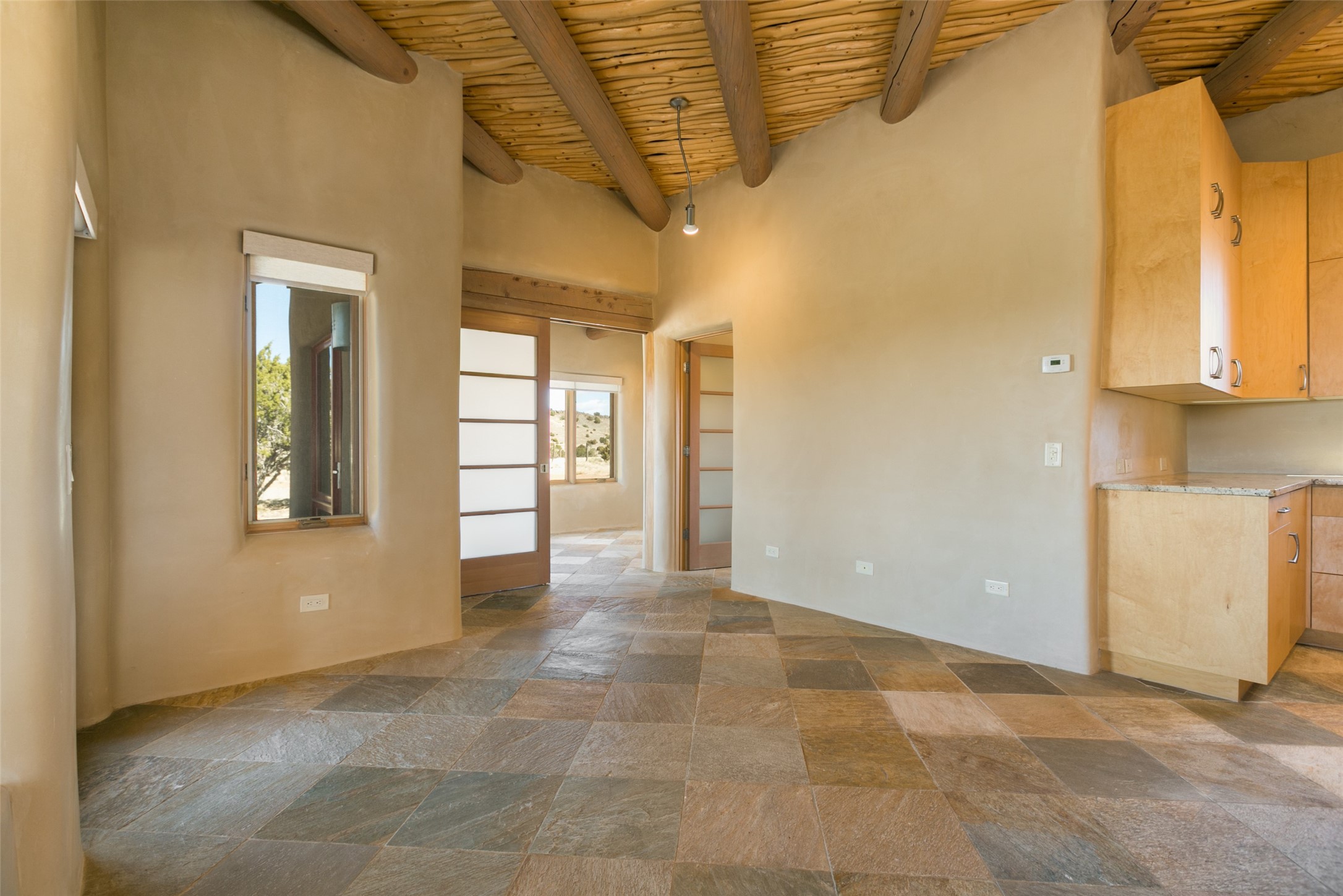 3 Camino Los Angelitos