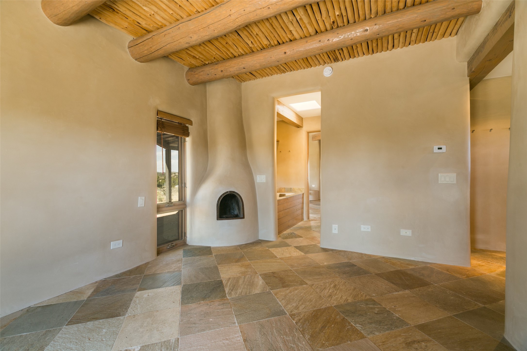 3 Camino Los Angelitos