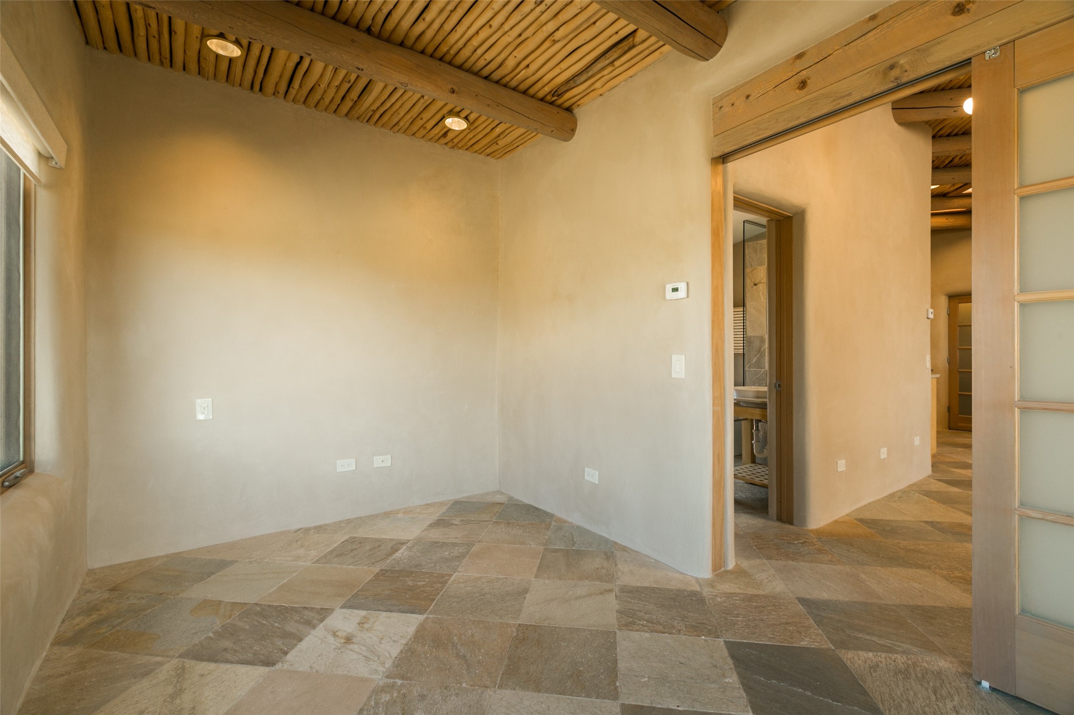 3 Camino Los Angelitos