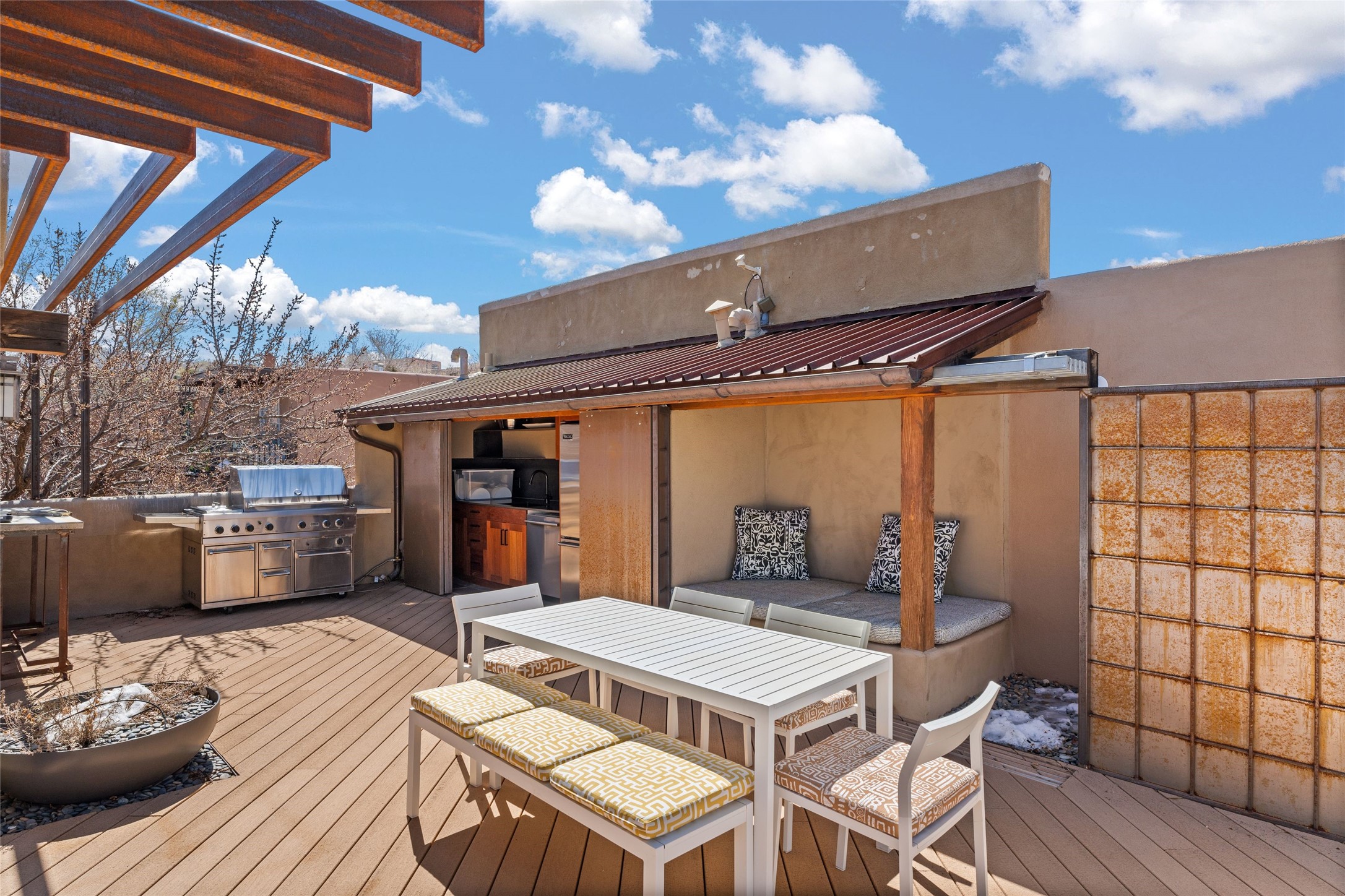 501 Sunset Street C