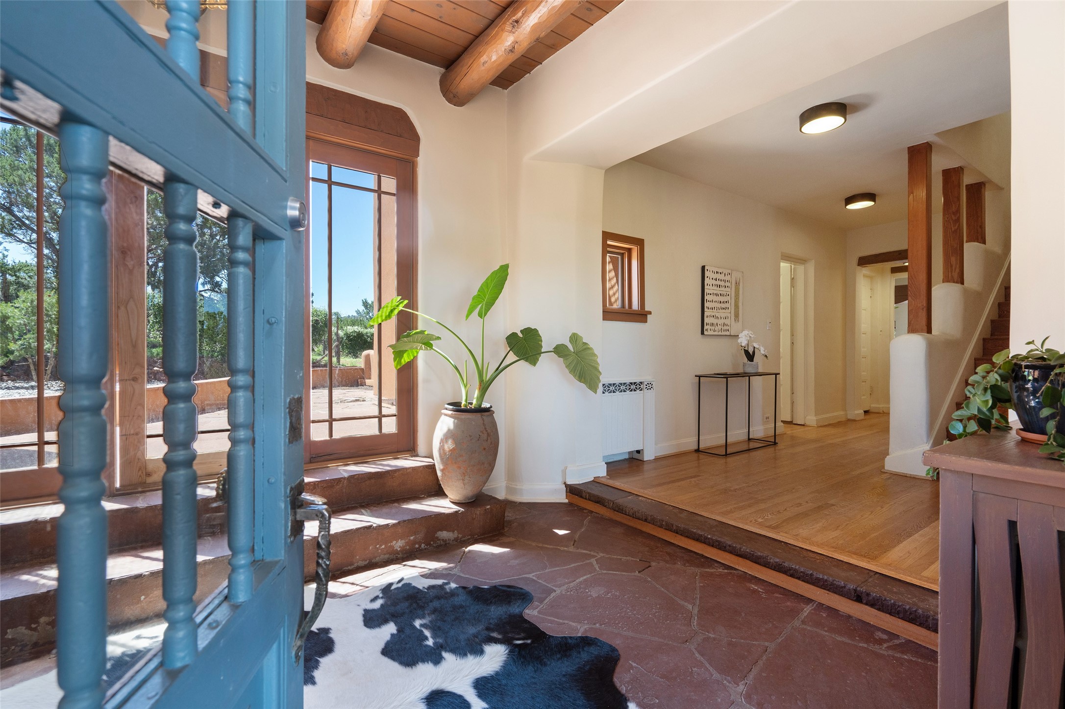 3869 Old Santa Fe Trail