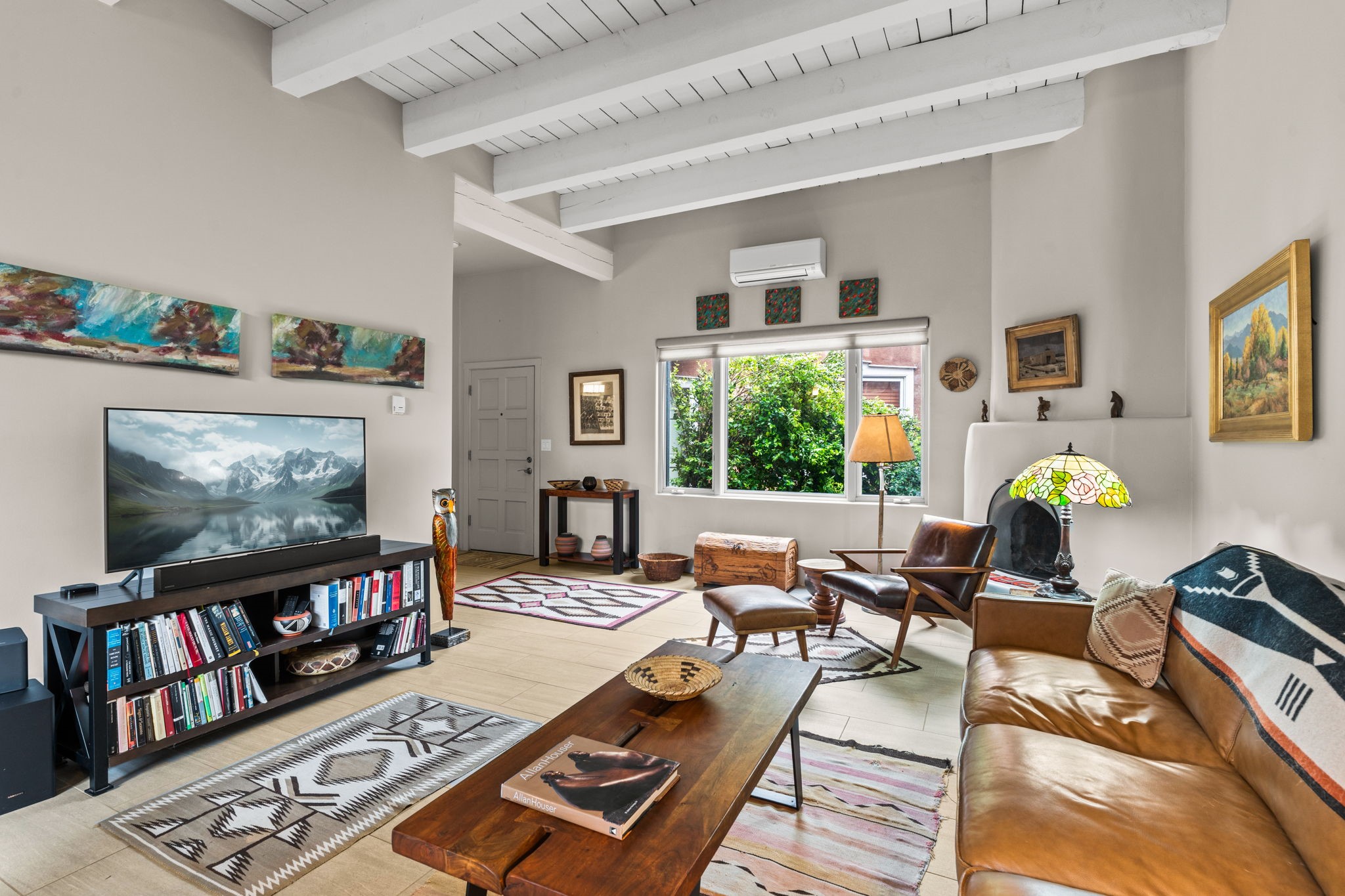 701 E Alameda Street 3
