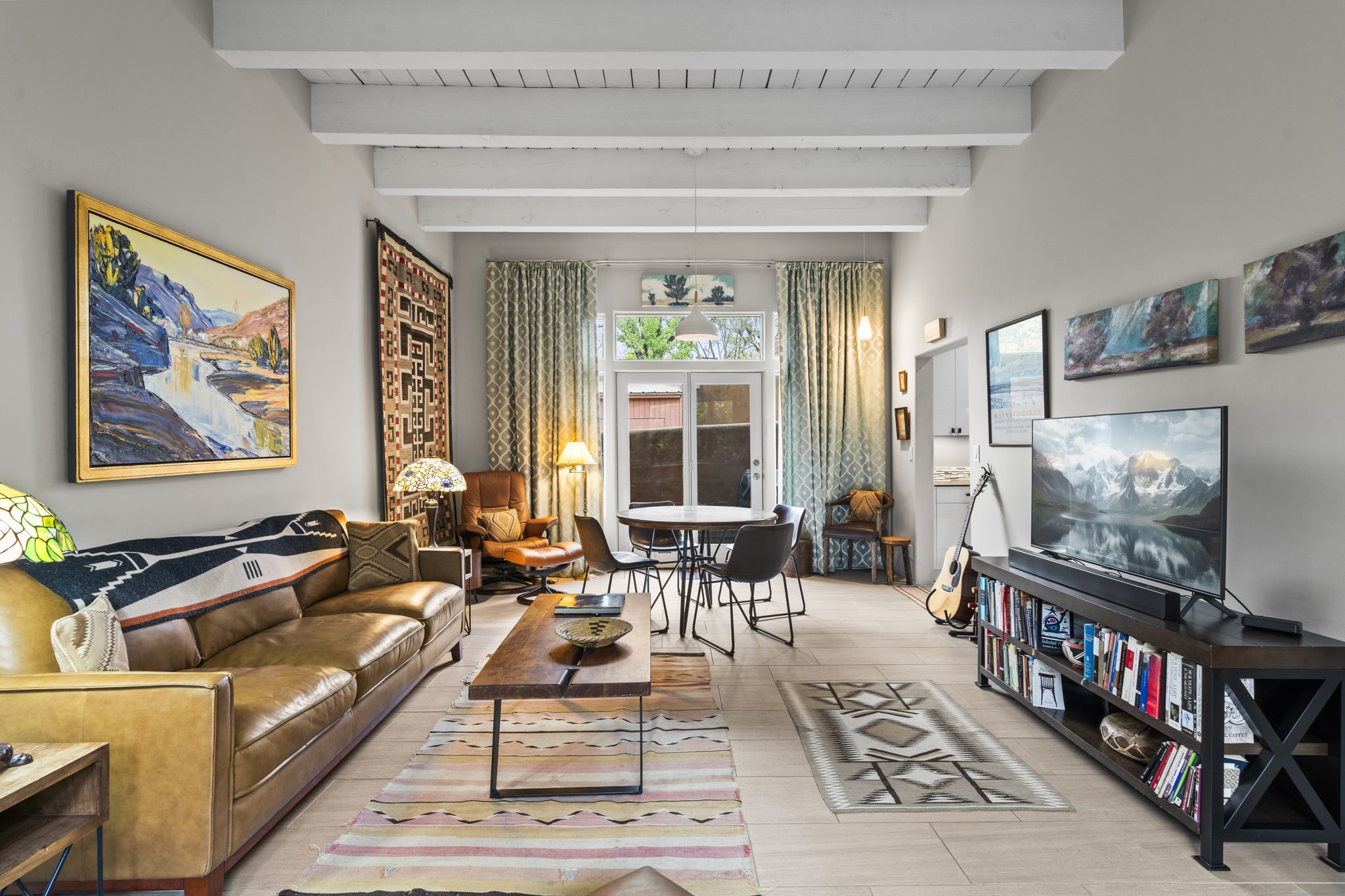 701 E Alameda Street 3