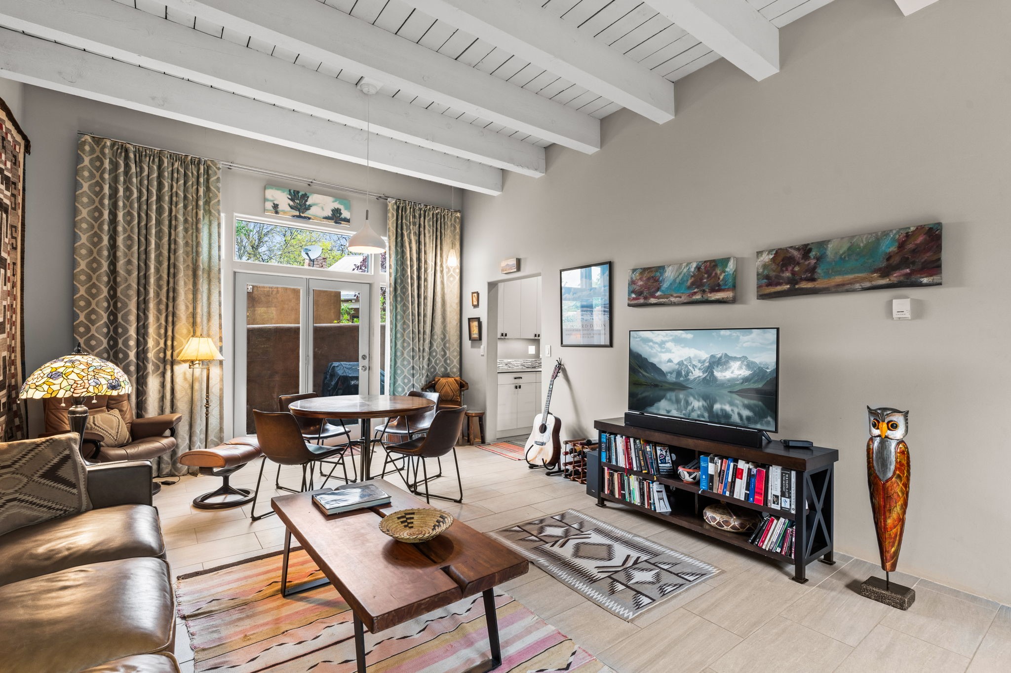 701 E Alameda Street 3