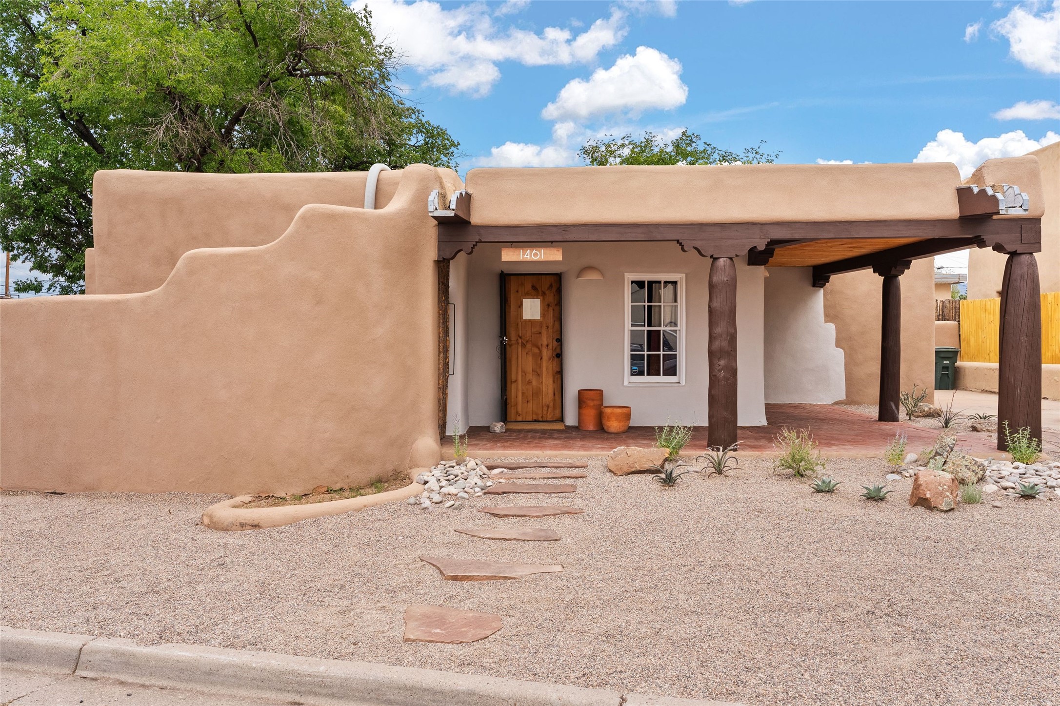 1461 Cochiti Road