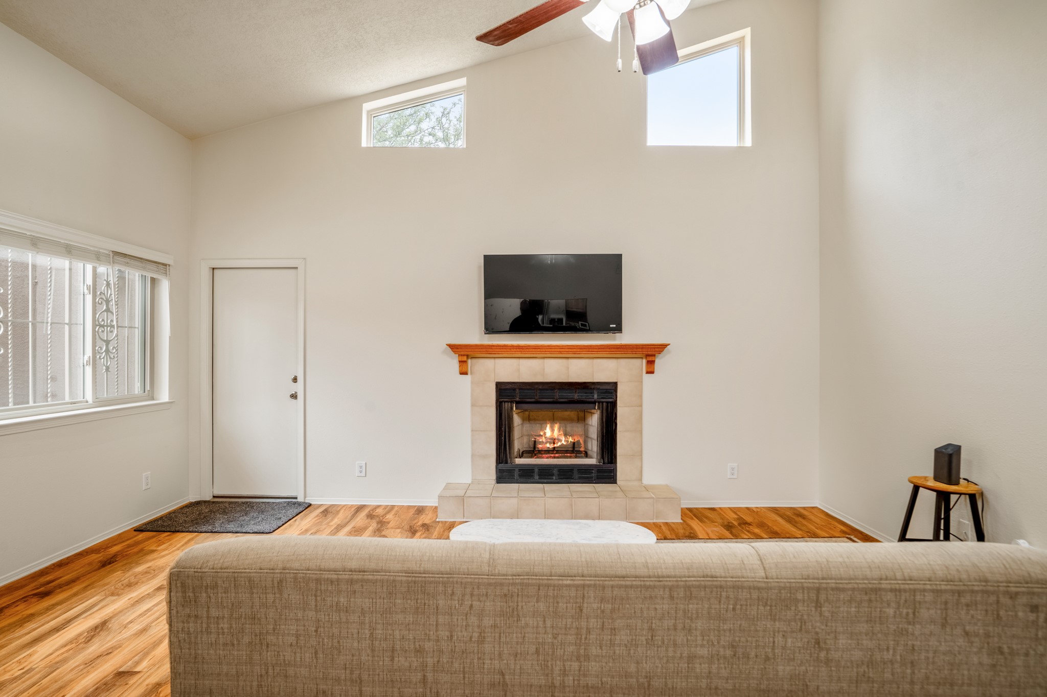 1547 Escondida Court