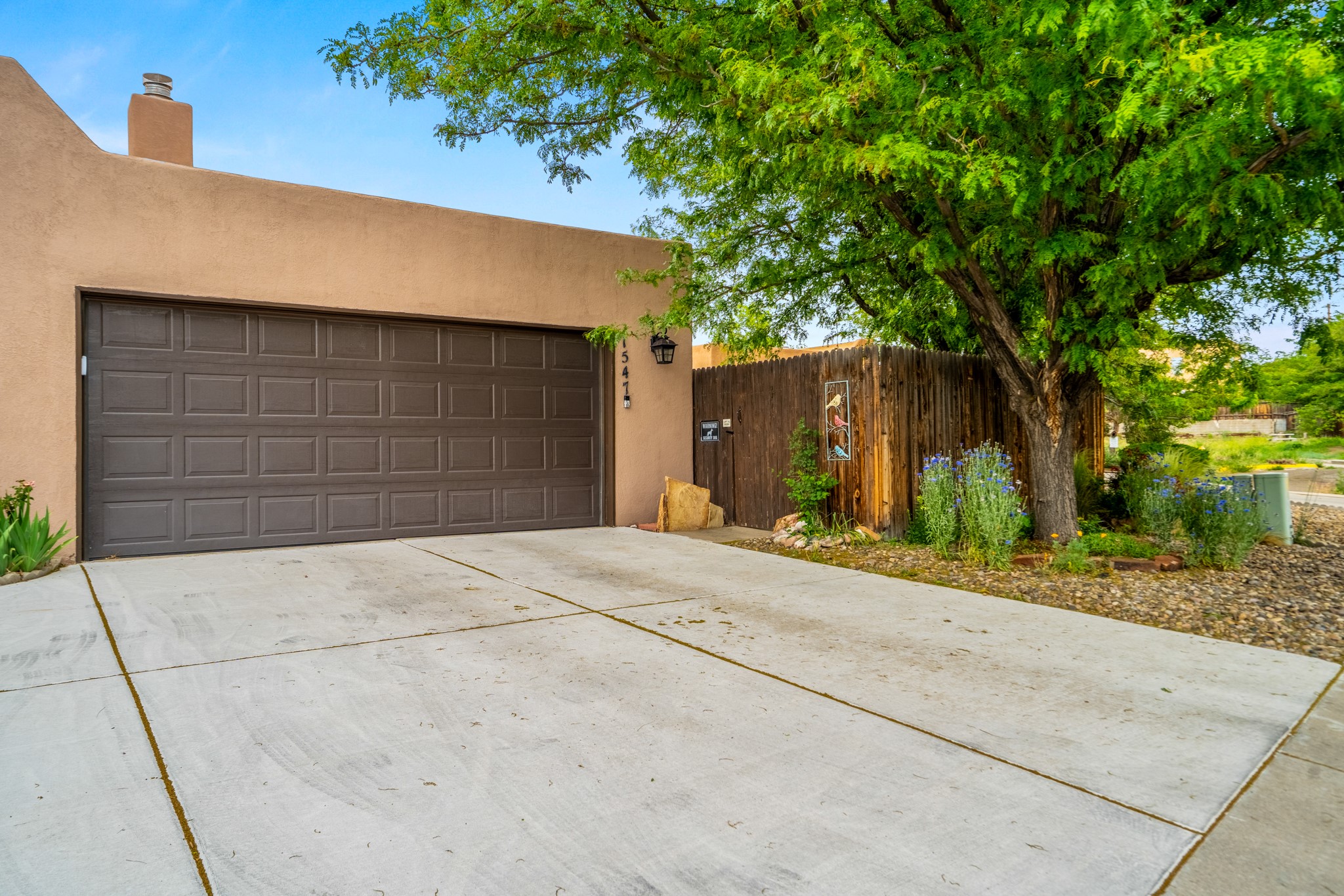 1547 Escondida Court