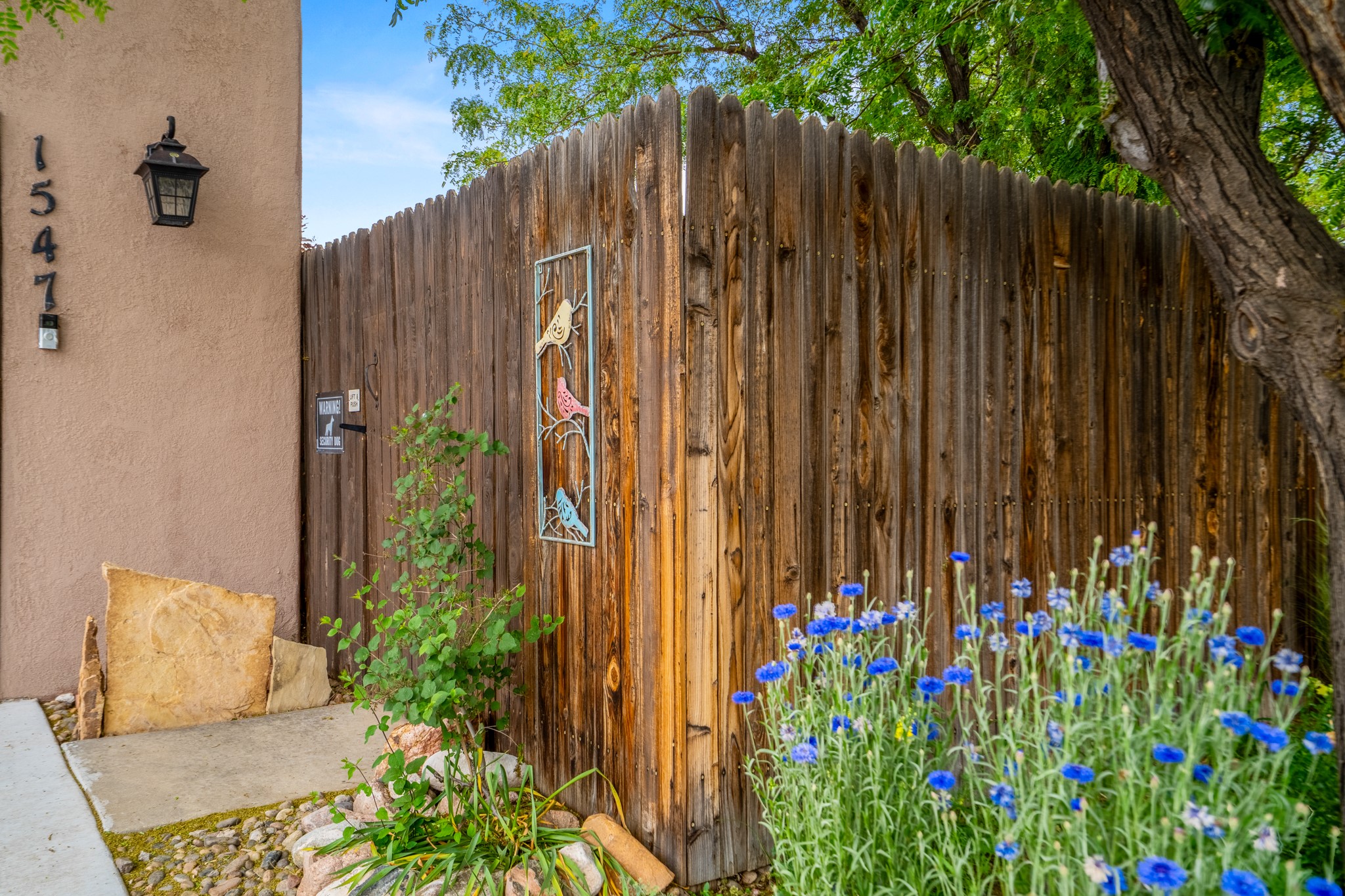 1547 Escondida Court