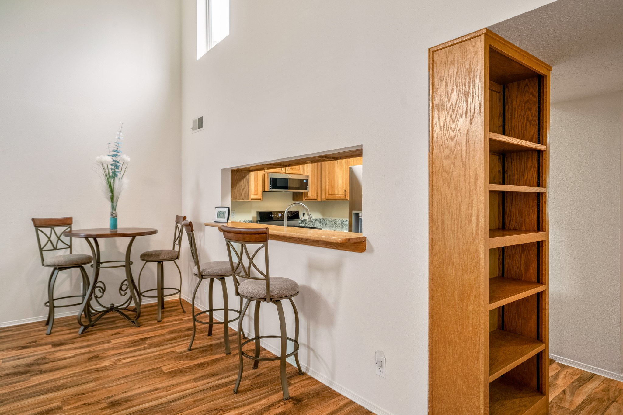 1547 Escondida Court