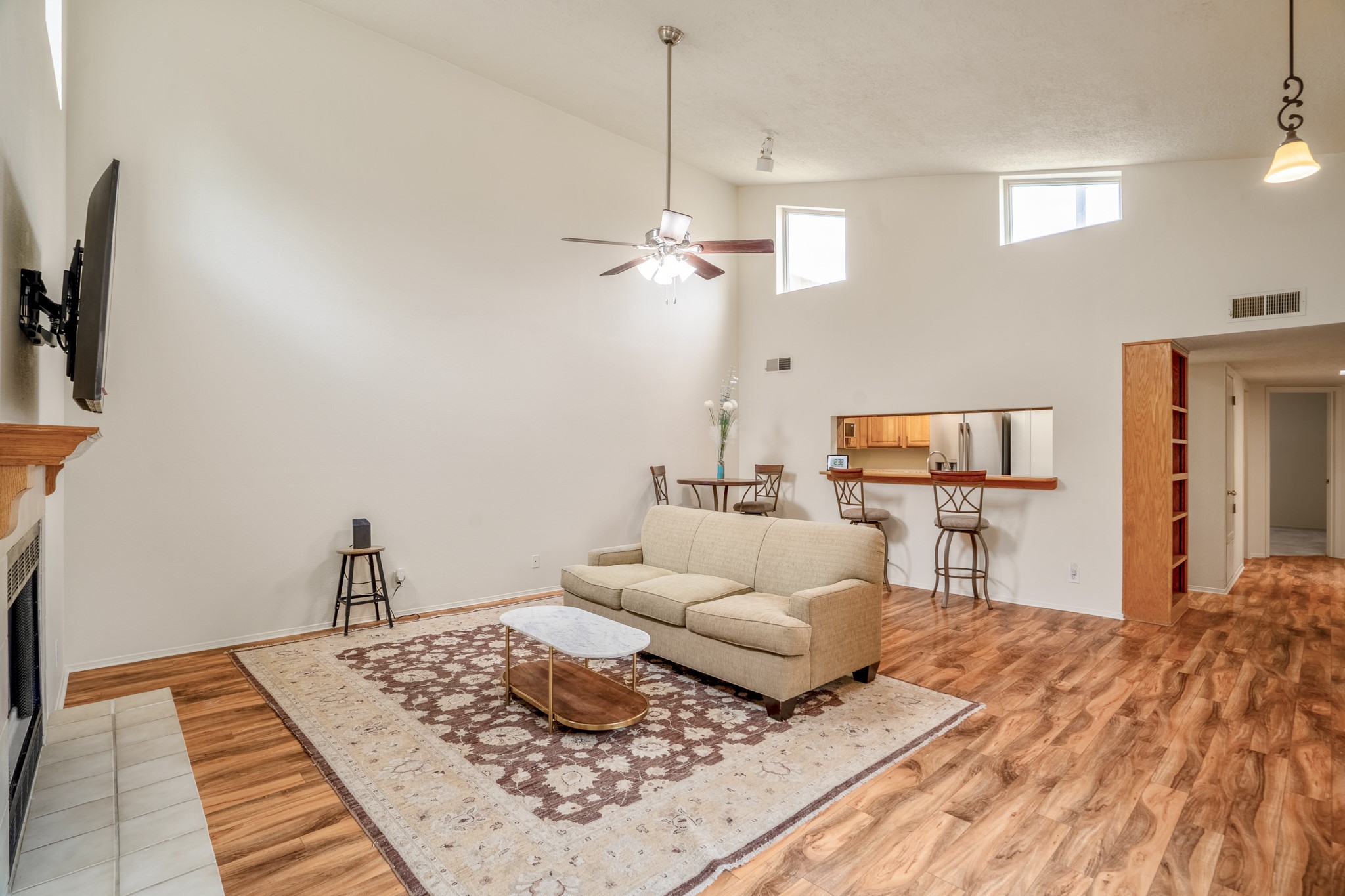 1547 Escondida Court