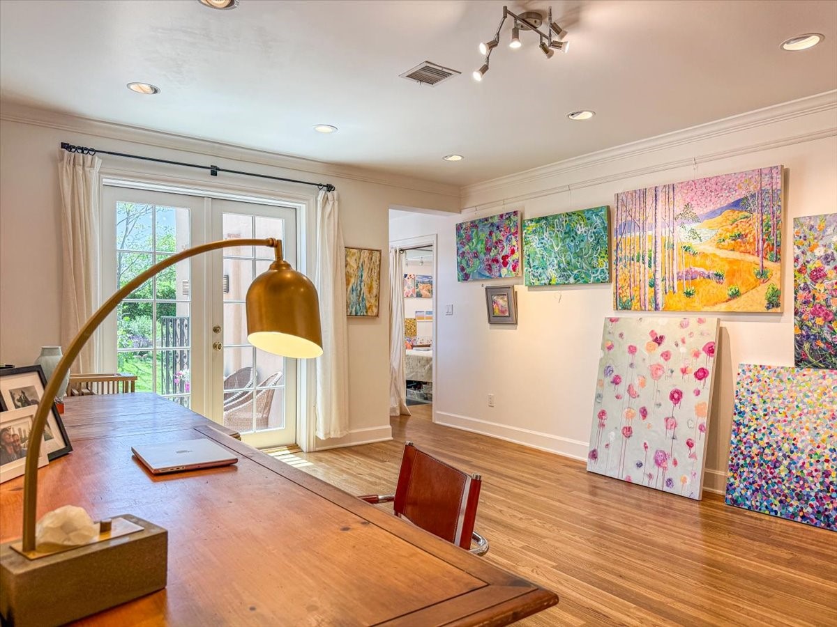 1110 Old Santa Fe Trail