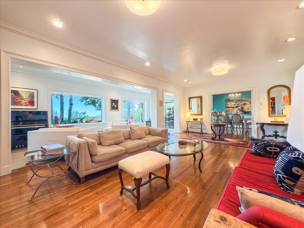 1110 Old Santa Fe Trail