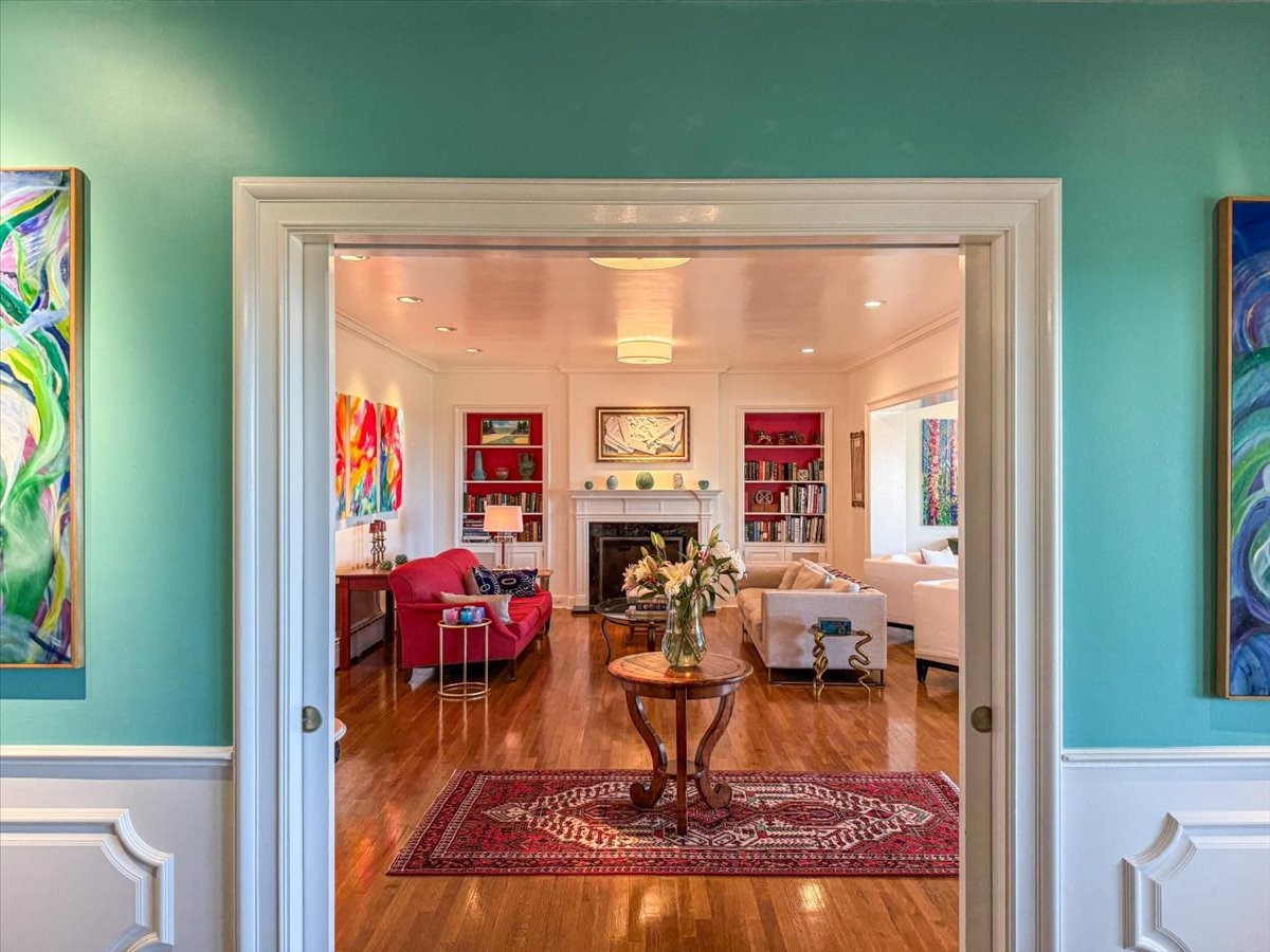 1110 Old Santa Fe Trail