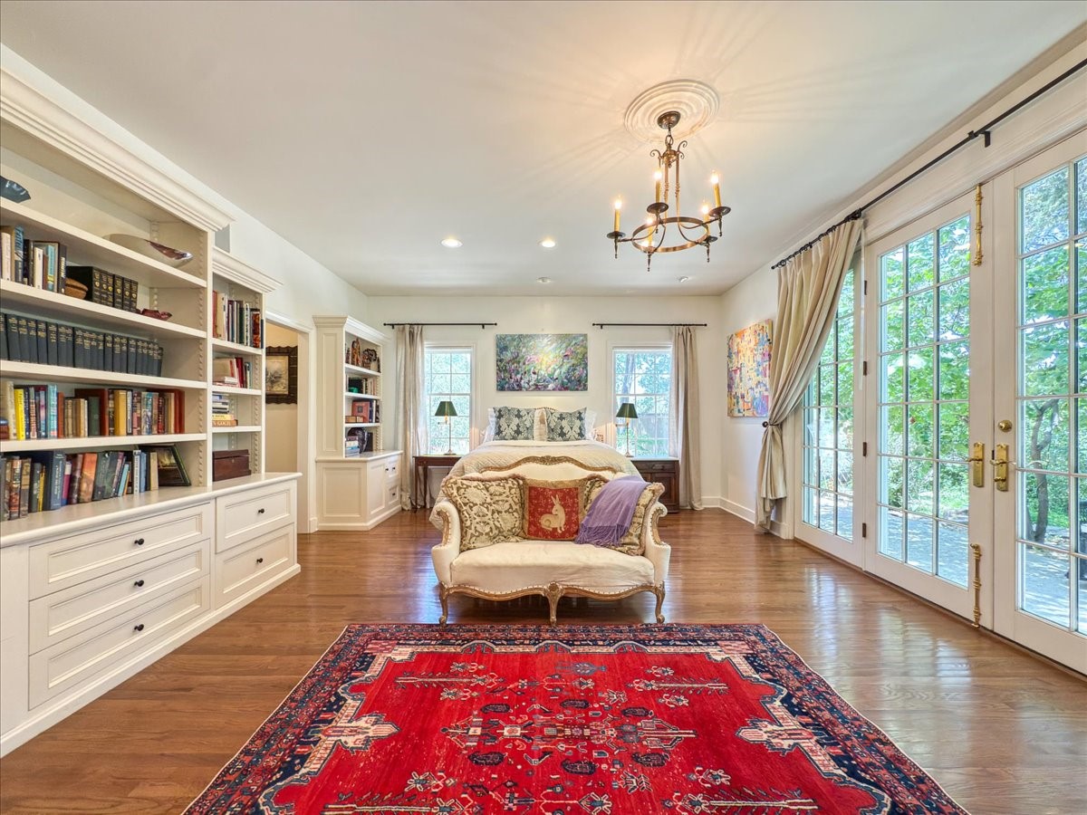 1110 Old Santa Fe Trail