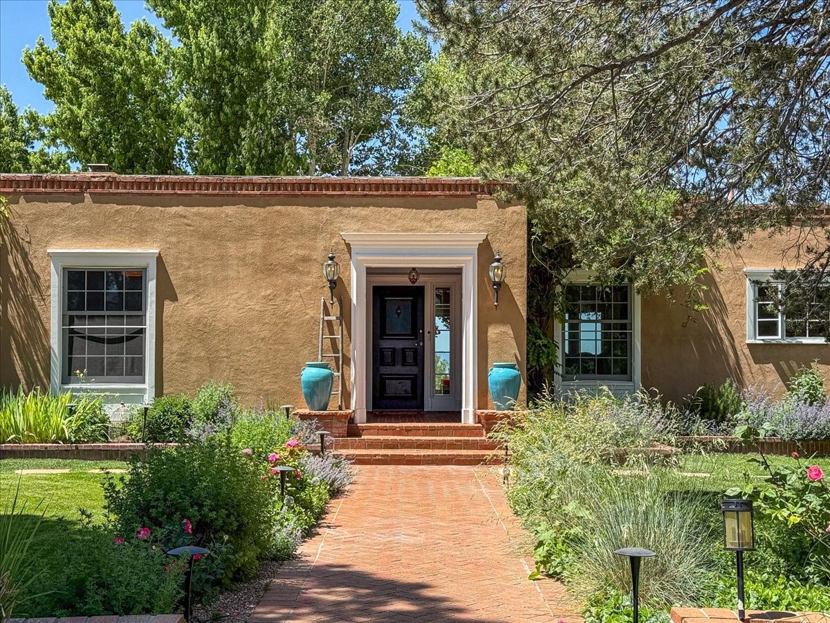 1110 Old Santa Fe Trail