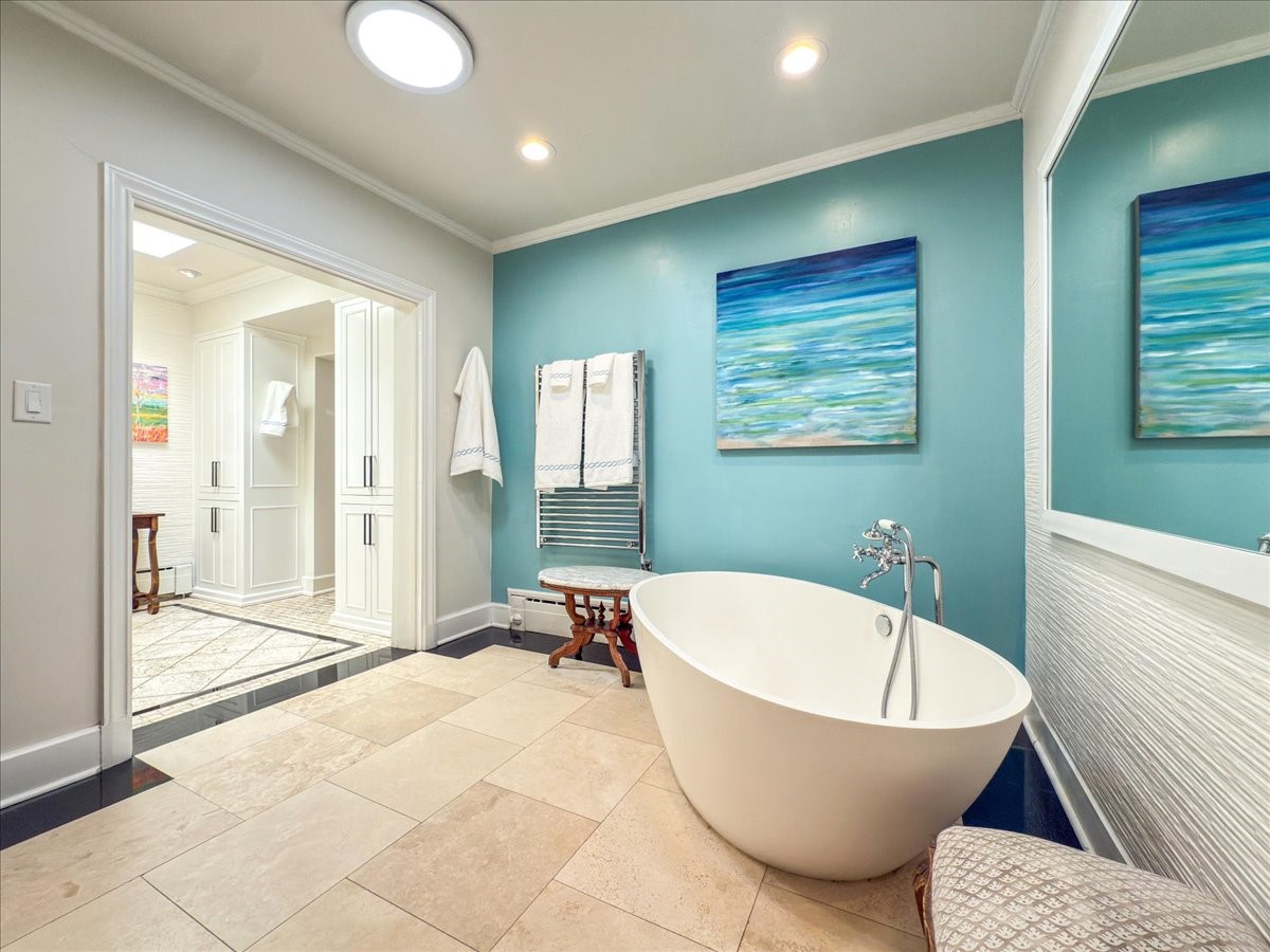 1110 Old Santa Fe Trail