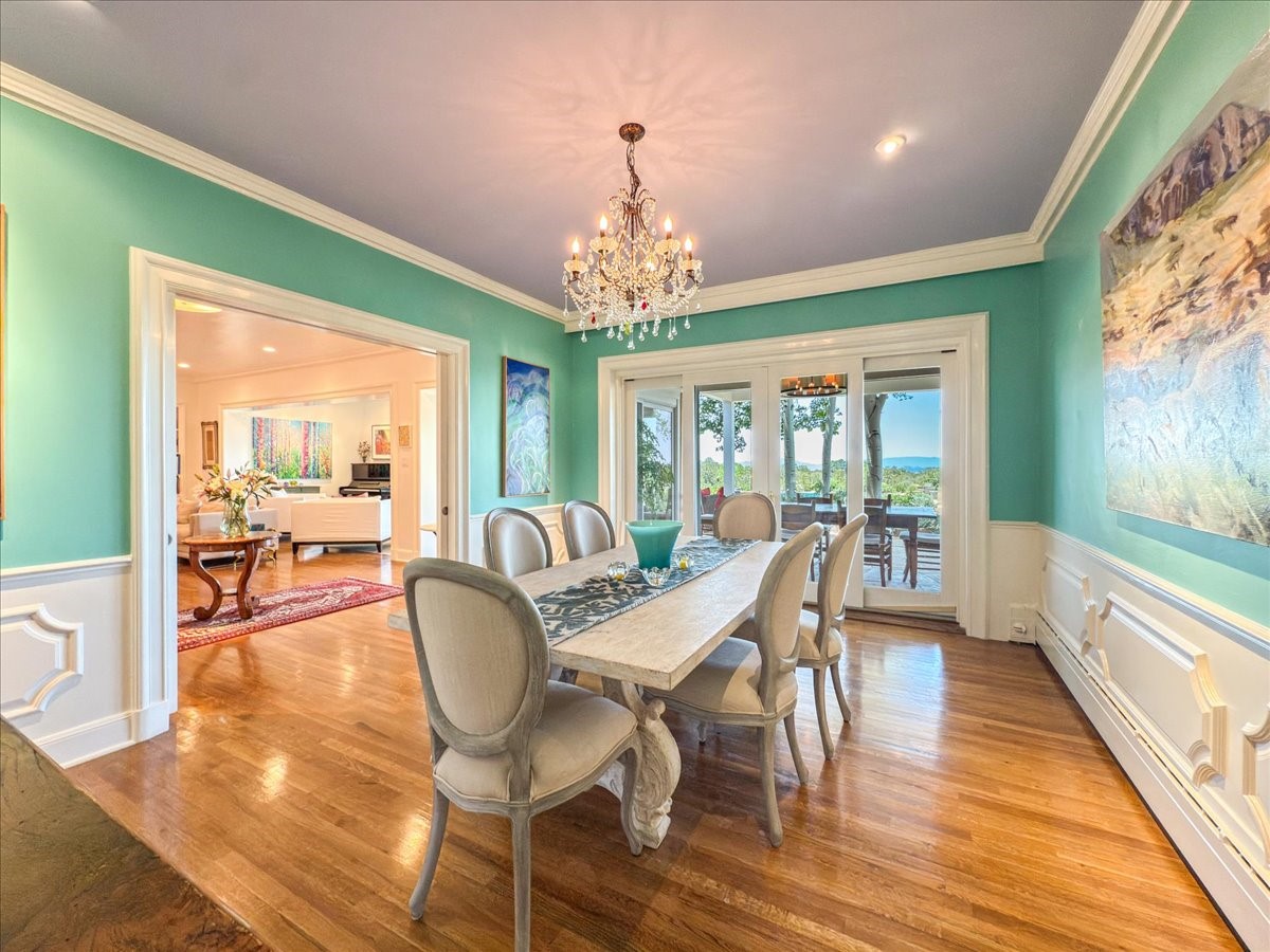 1110 Old Santa Fe Trail