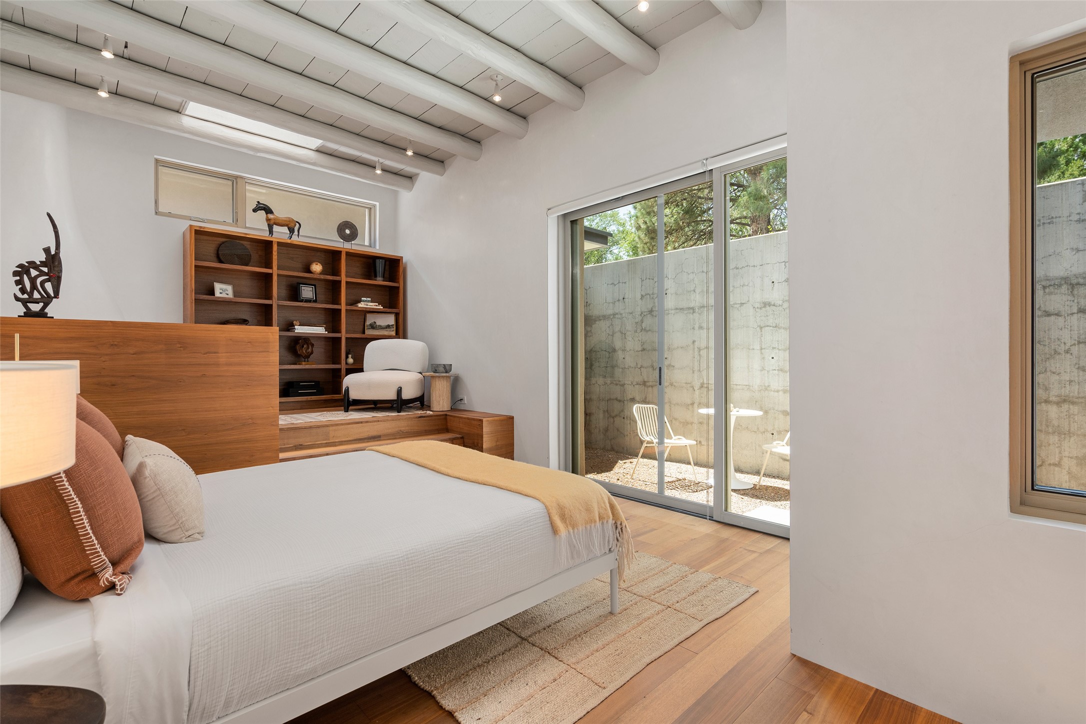 535 Camino Del Monte Sol