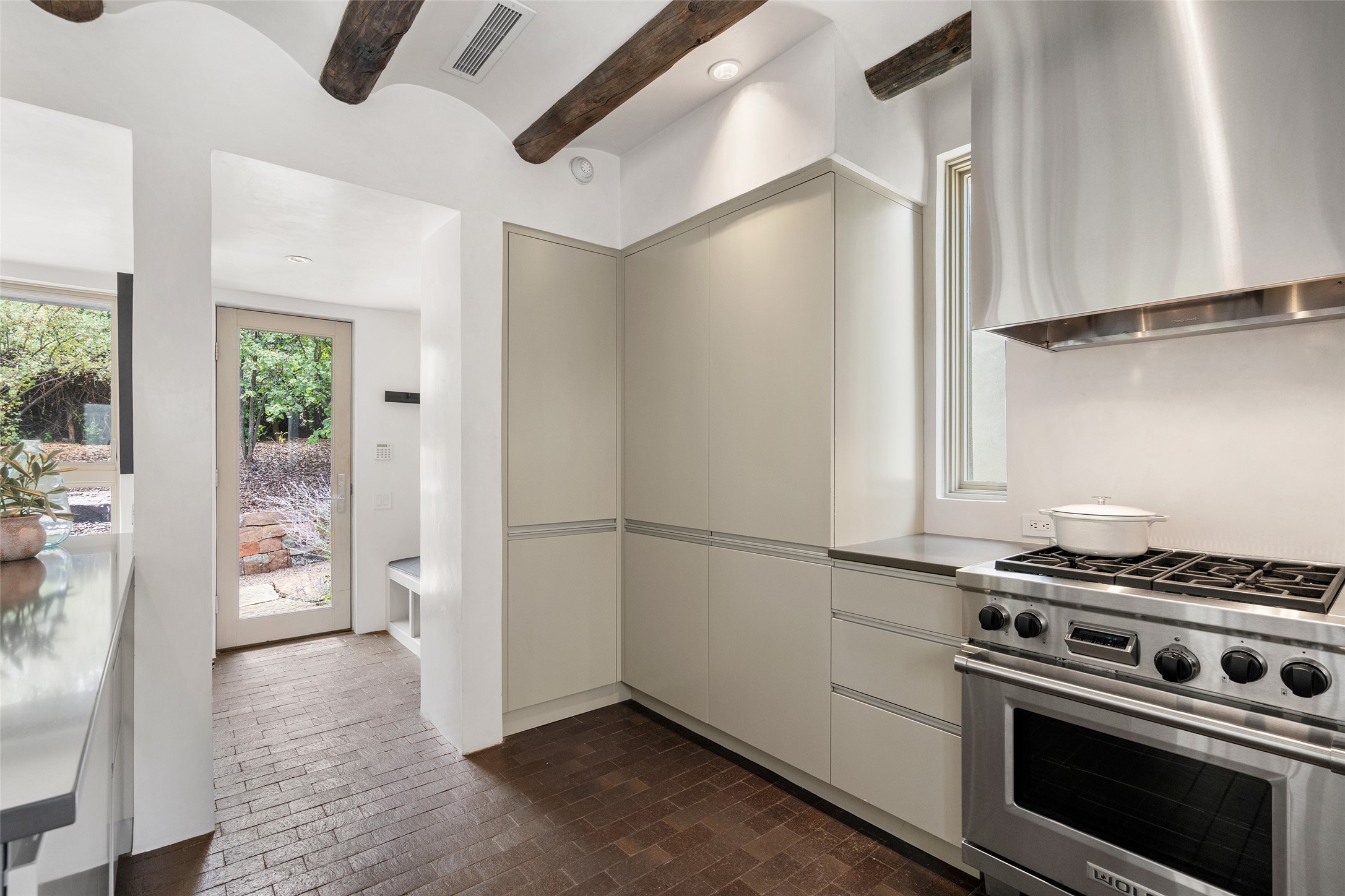 535 Camino Del Monte Sol