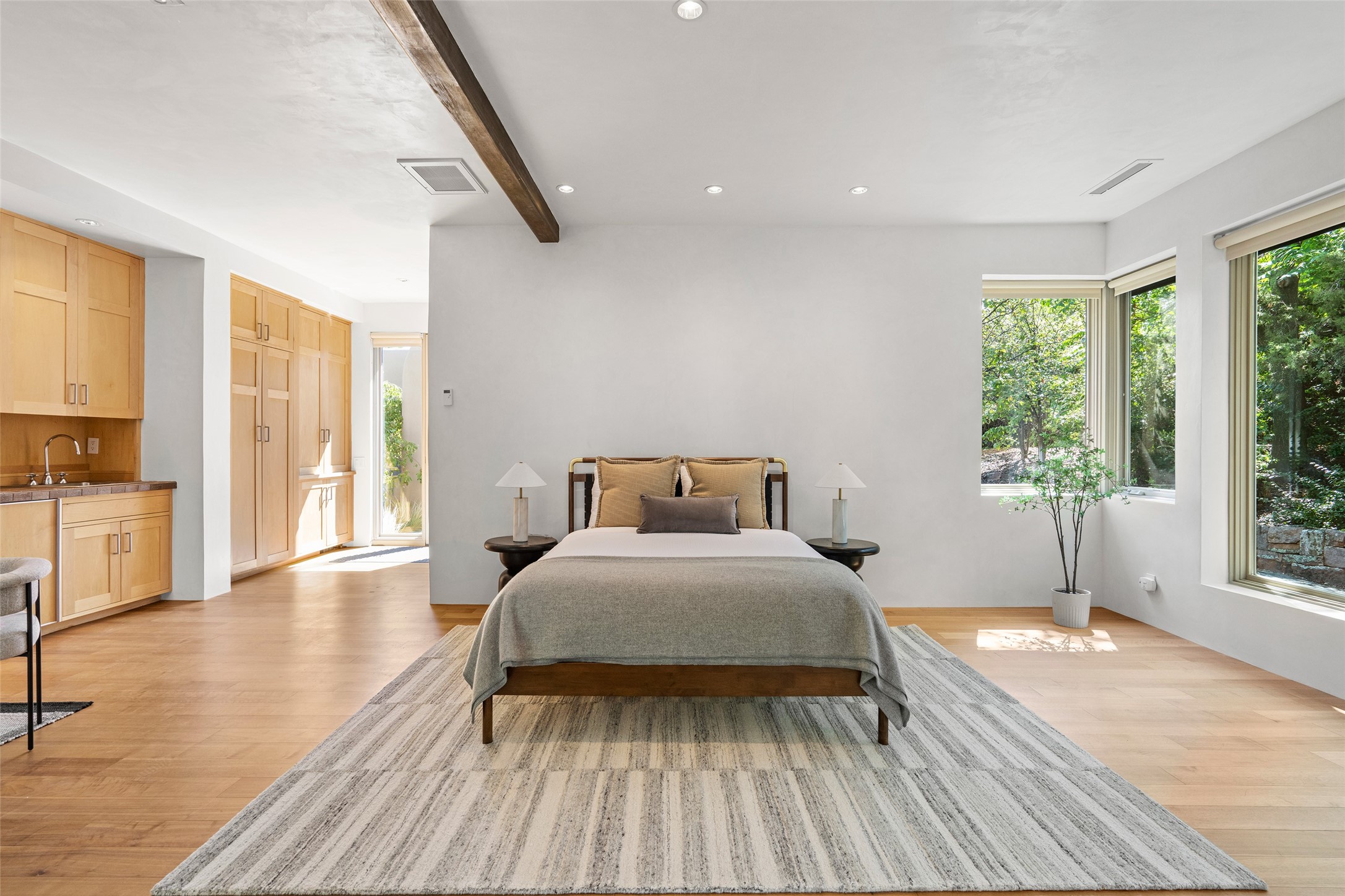 535 Camino Del Monte Sol