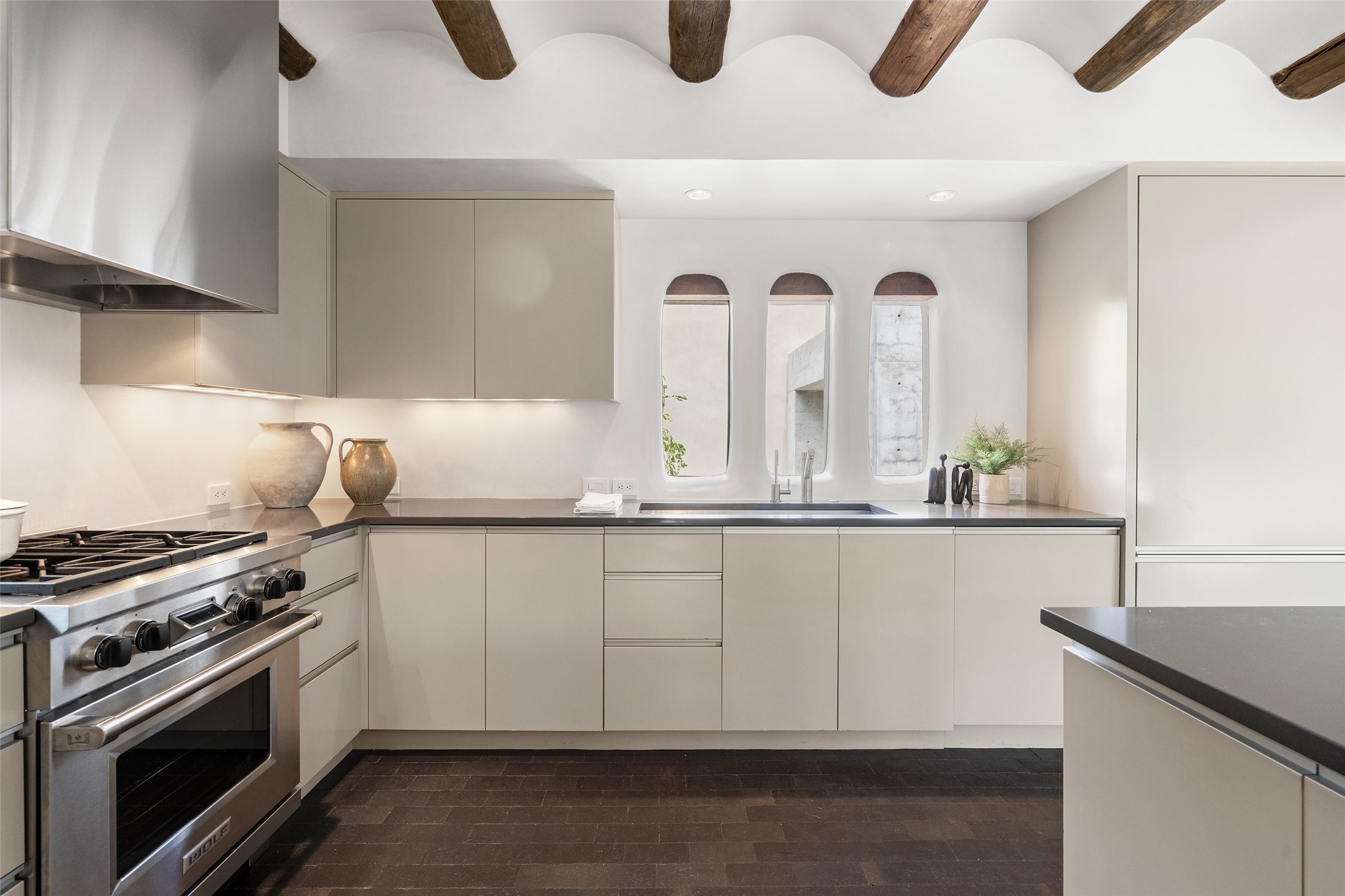 535 Camino Del Monte Sol