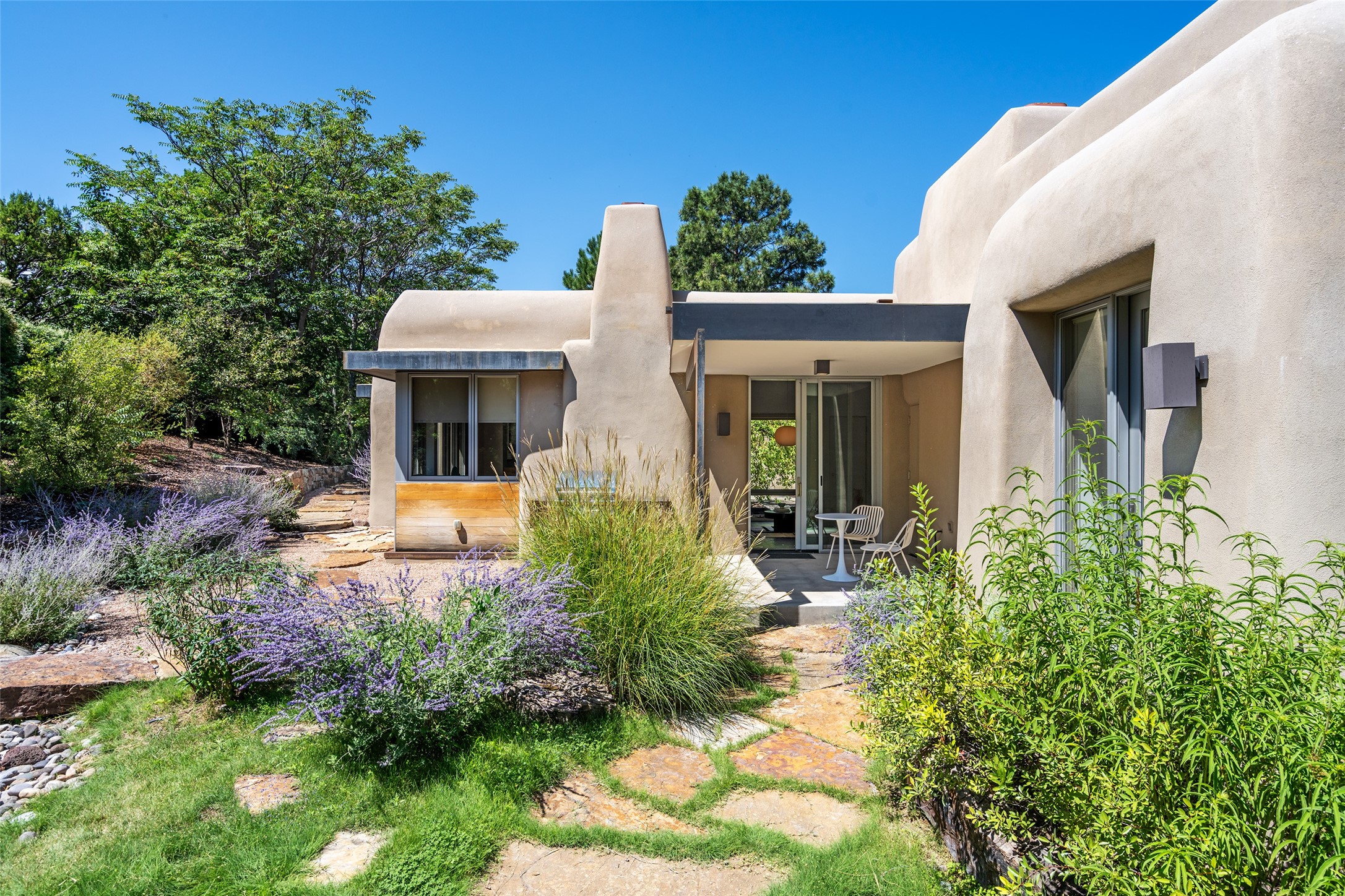 535 Camino Del Monte Sol