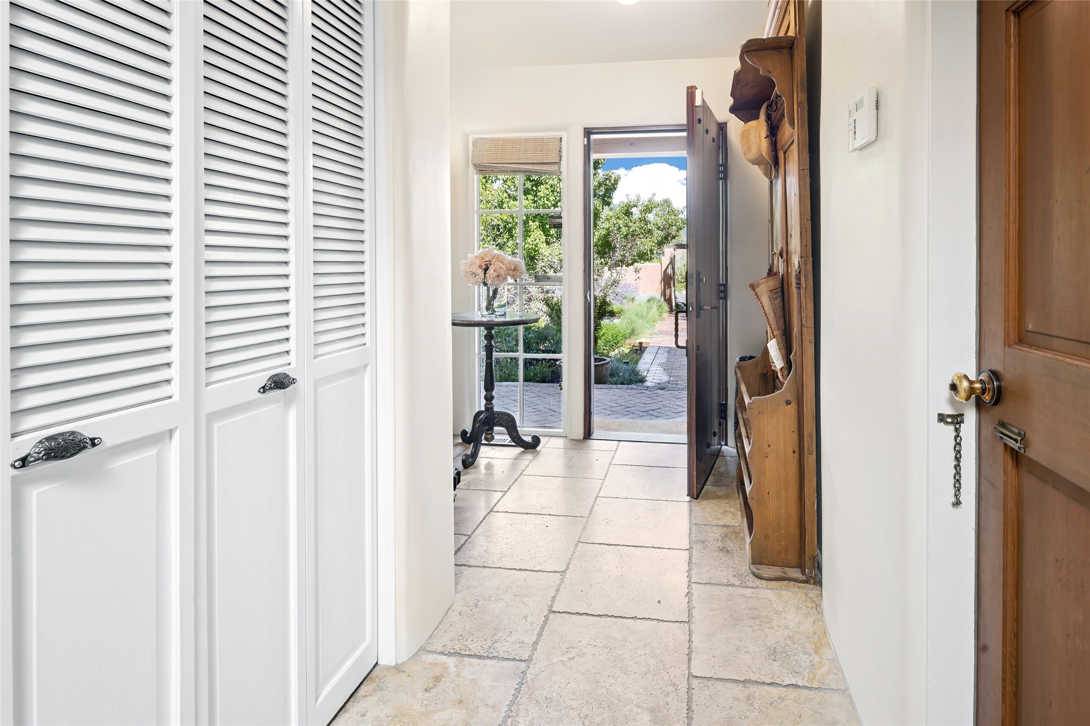 1450 Miracerros Loop S