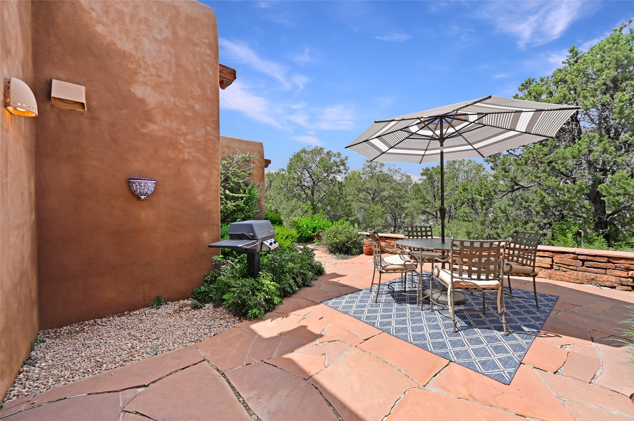 1017 Foothills Trail