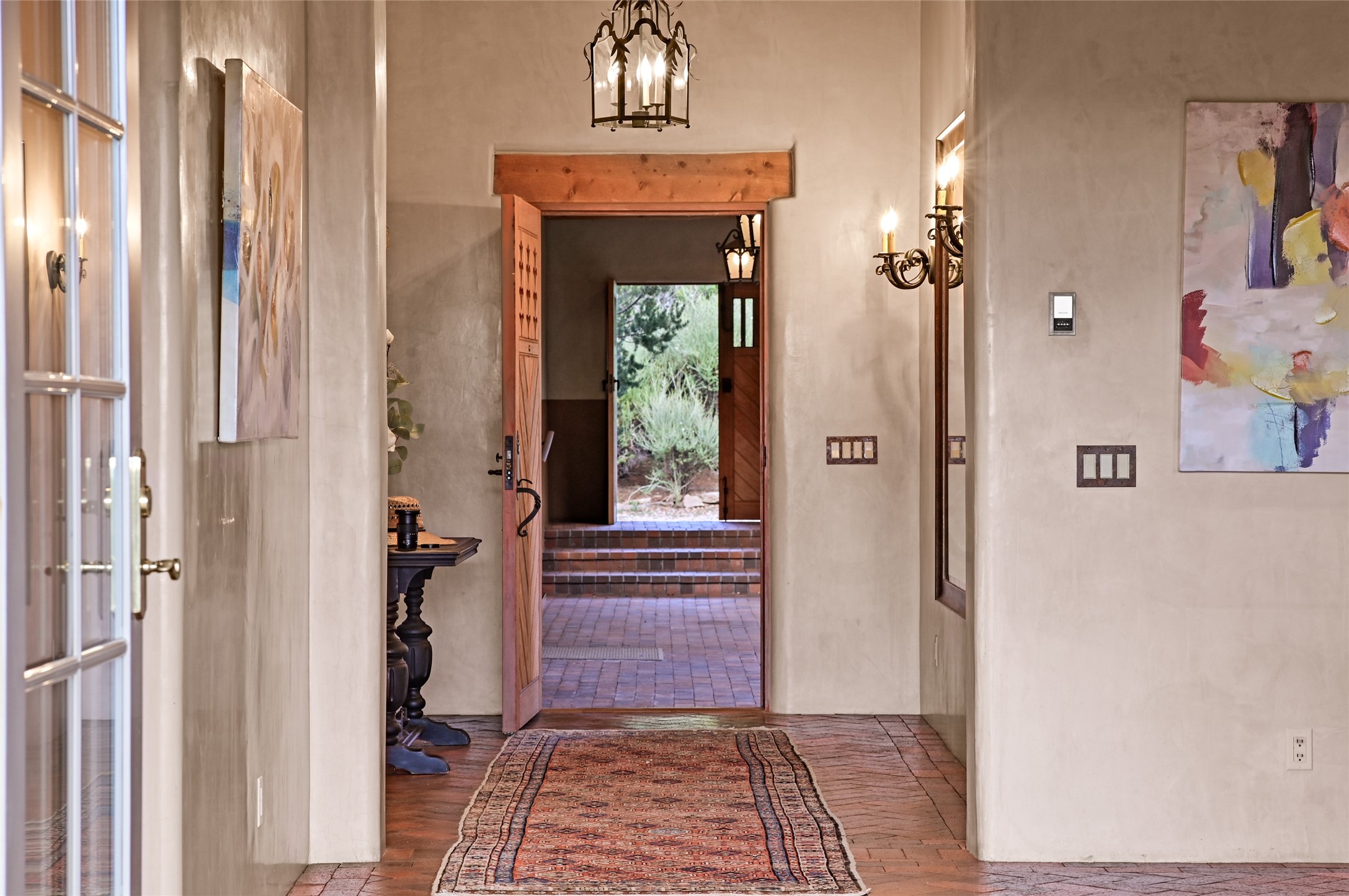 1017 Foothills Trail