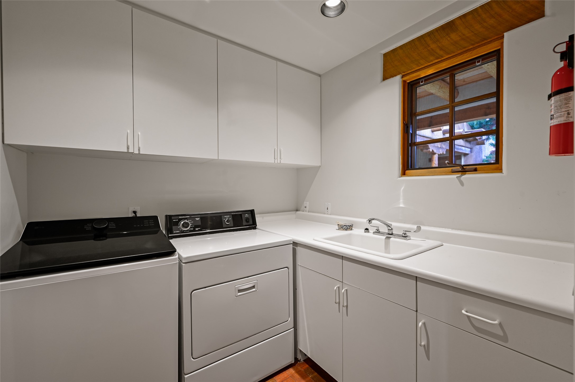 1017 Foothills Trail